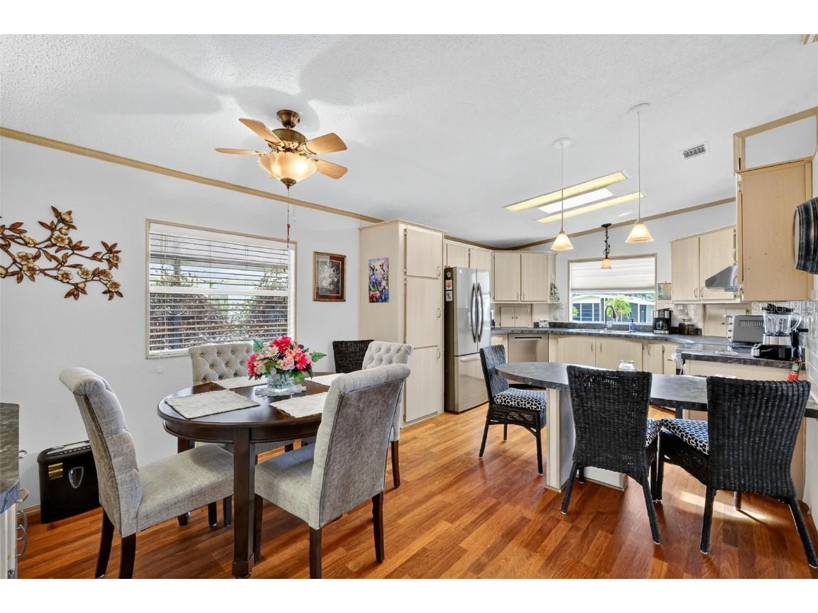 3310 Manatee Road Tavares FL 32778 - HARRIS CHAIN OF LAKES G5102114 image9