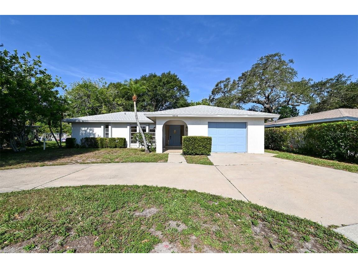 3310 Mcintosh Road Sarasota FL 34232 A4580943 image1
