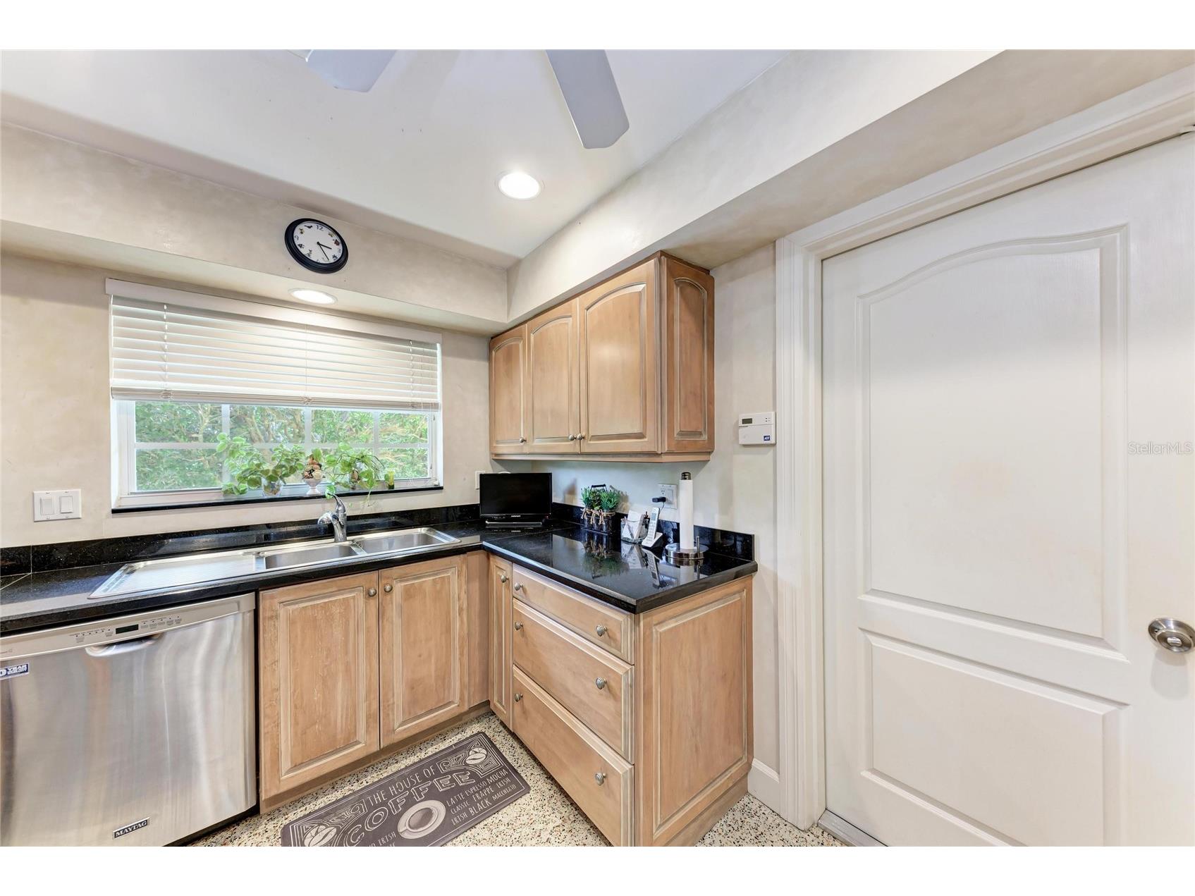 3310 Mineola Drive Sarasota FL 34239 - JAFFA CANAL A4676490 image8