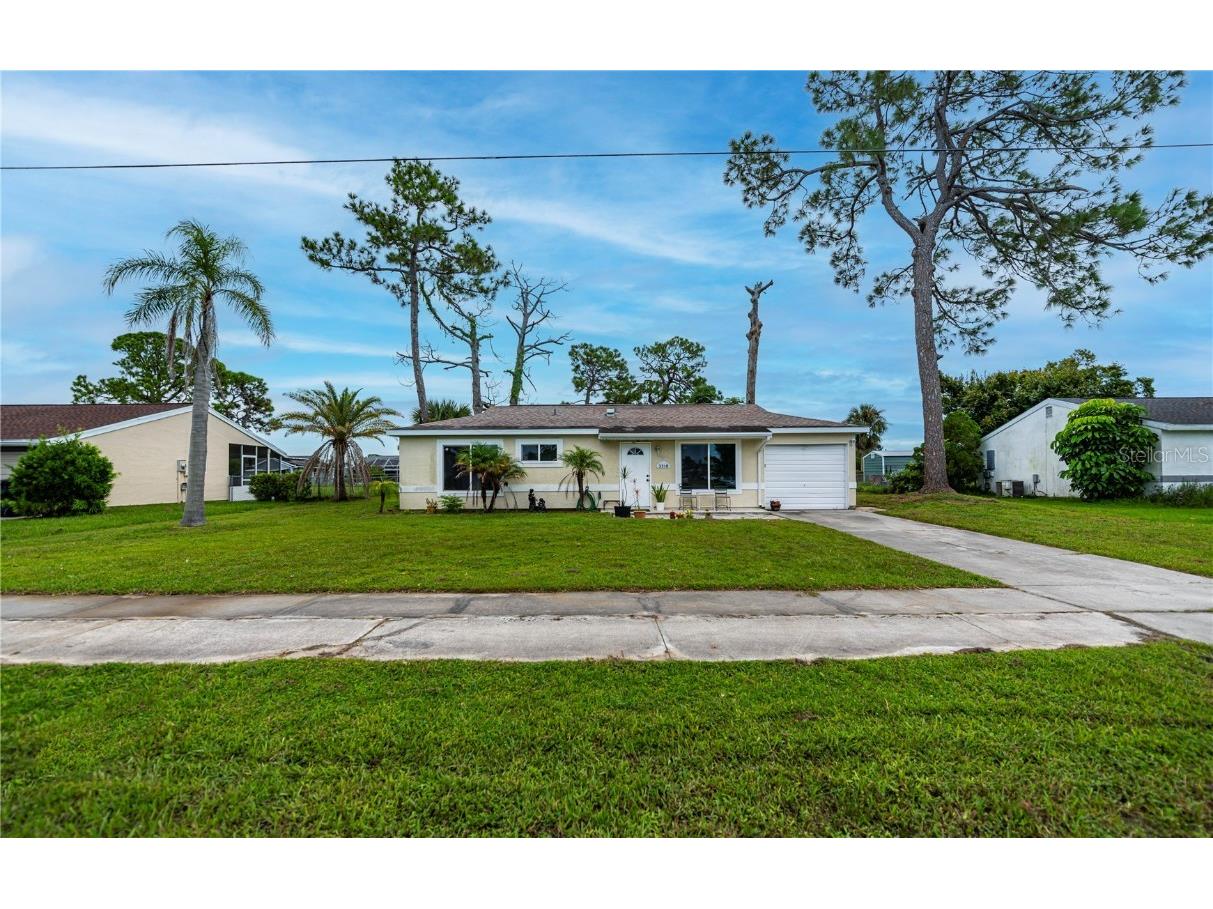 3310 Pan American Boulevard North Port FL 34287 C7514278 image1