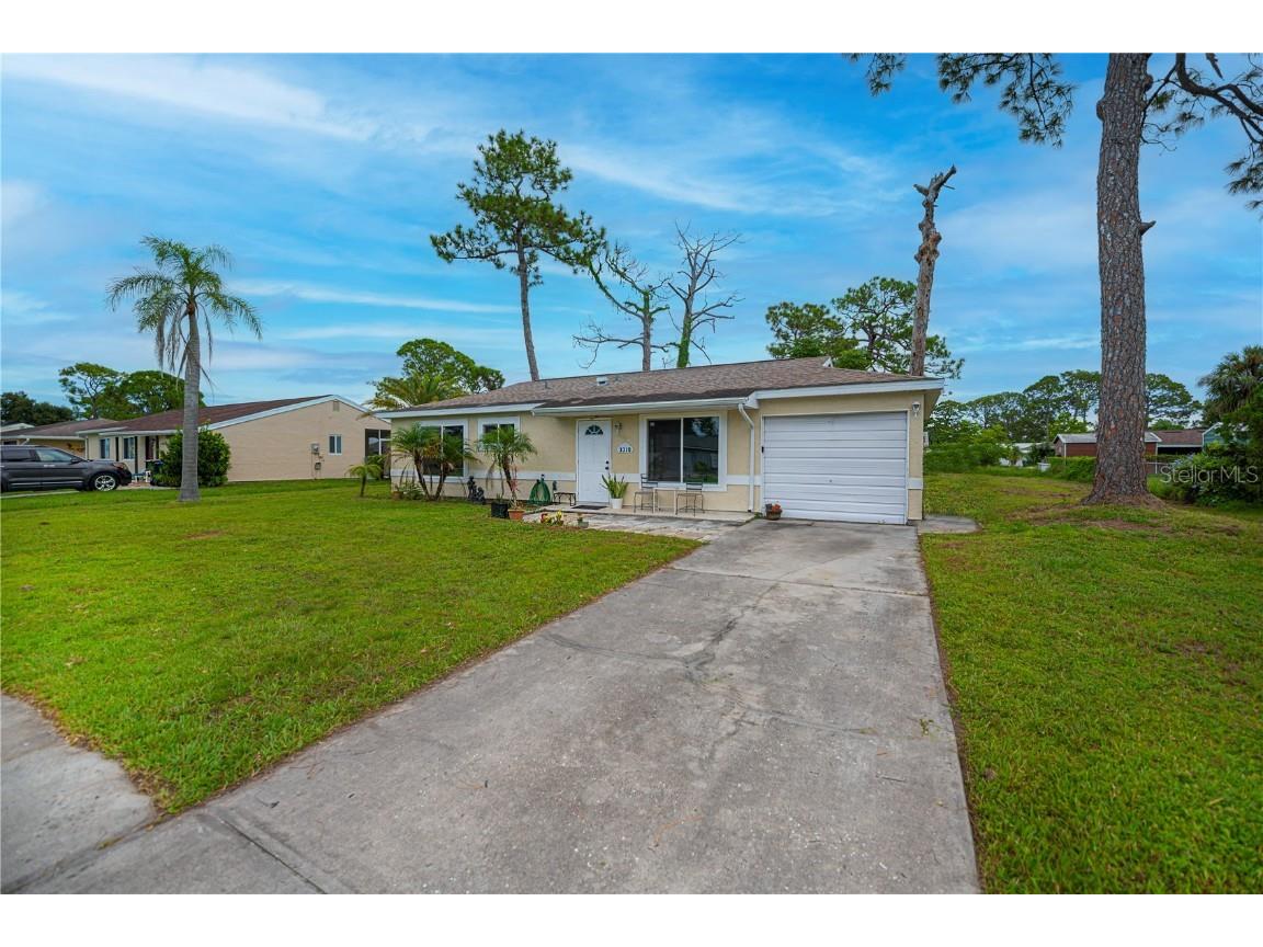 3310 Pan American Boulevard North Port FL 34287 C7514278 image2