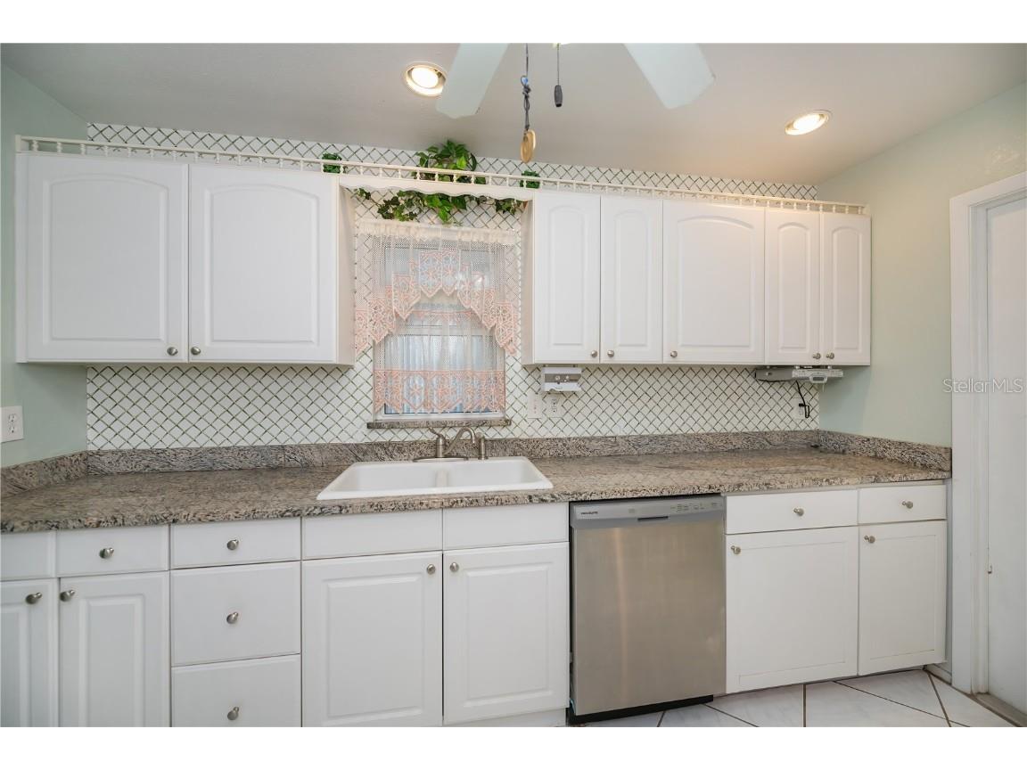 3310 Pan American Boulevard North Port FL 34287 C7514278 image22