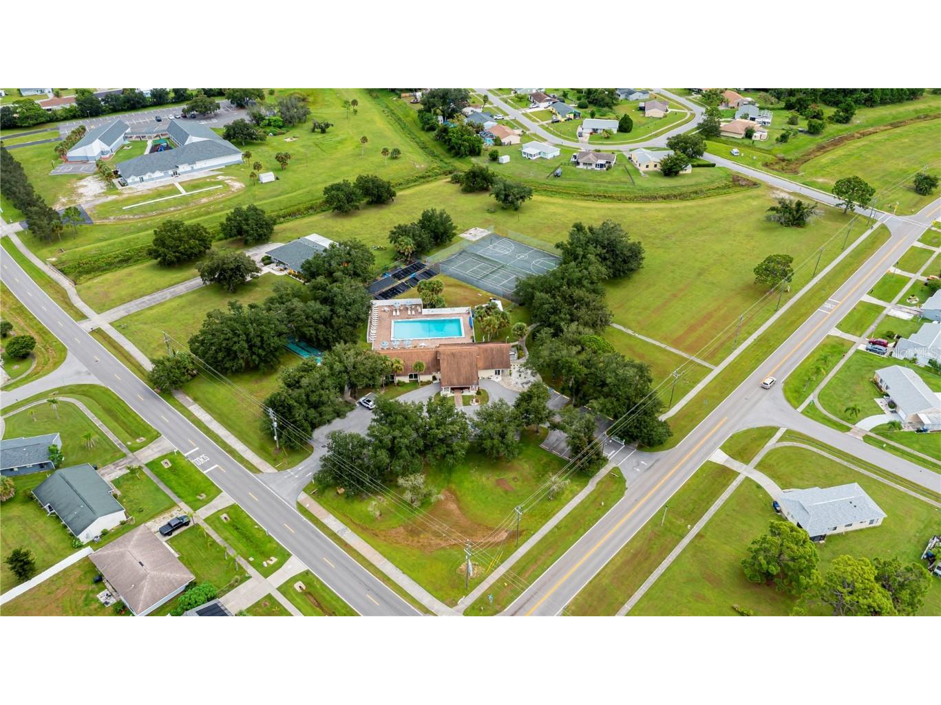 3310 Pan American Boulevard North Port FL 34287 C7514278 image49