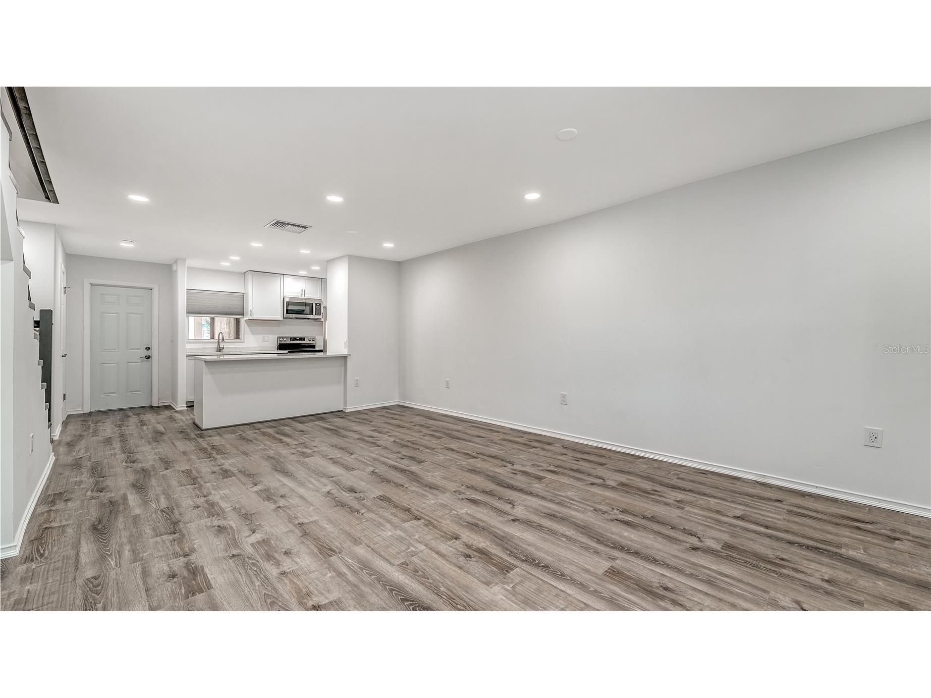 3310 Ramblewood Place Sarasota FL 34237 A4686887 image10