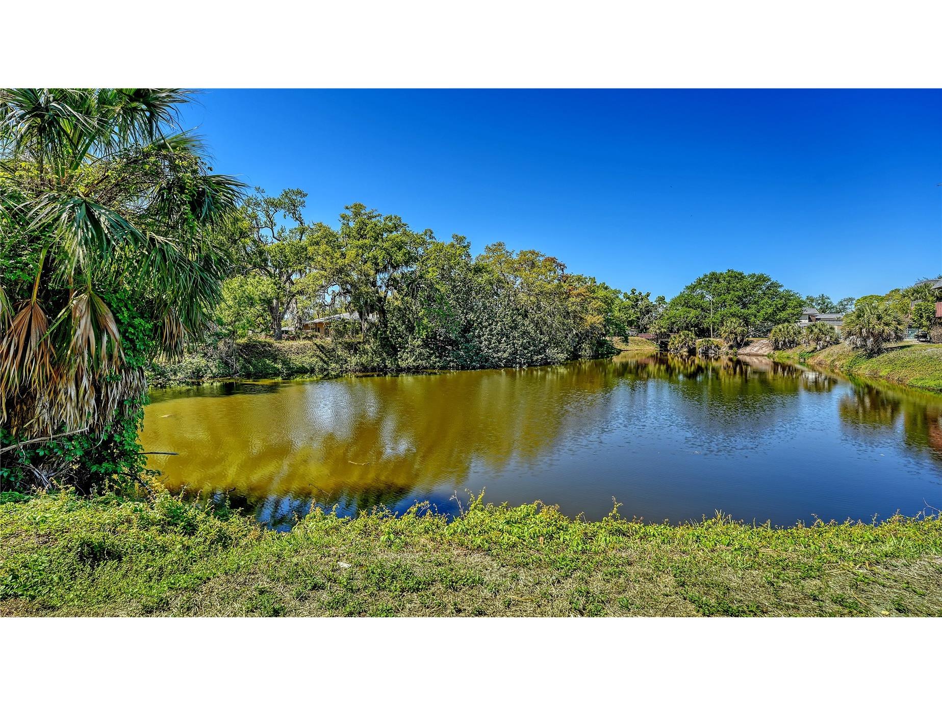 3310 Ramblewood Place Sarasota FL 34237 A4686887 image18