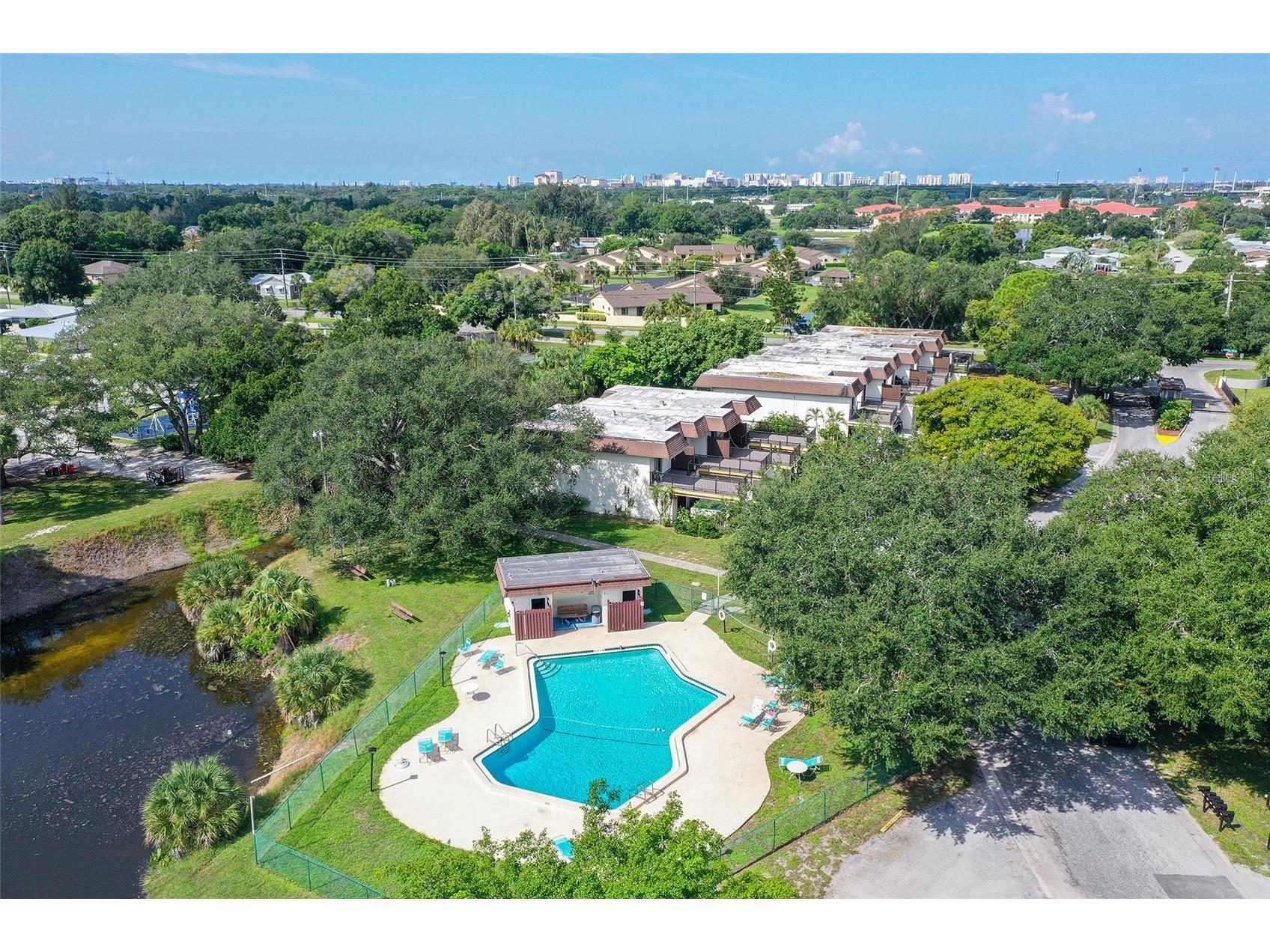 3310 Ramblewood Place Sarasota FL 34237 A4686887 image24