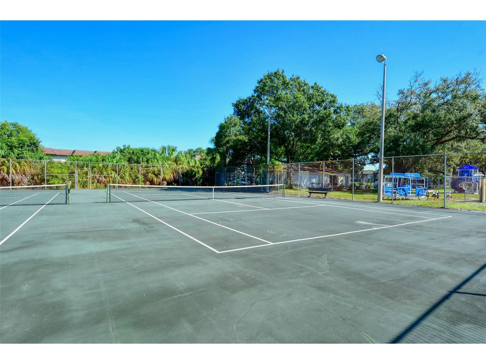 3310 Ramblewood Place Sarasota FL 34237 A4686887 image31