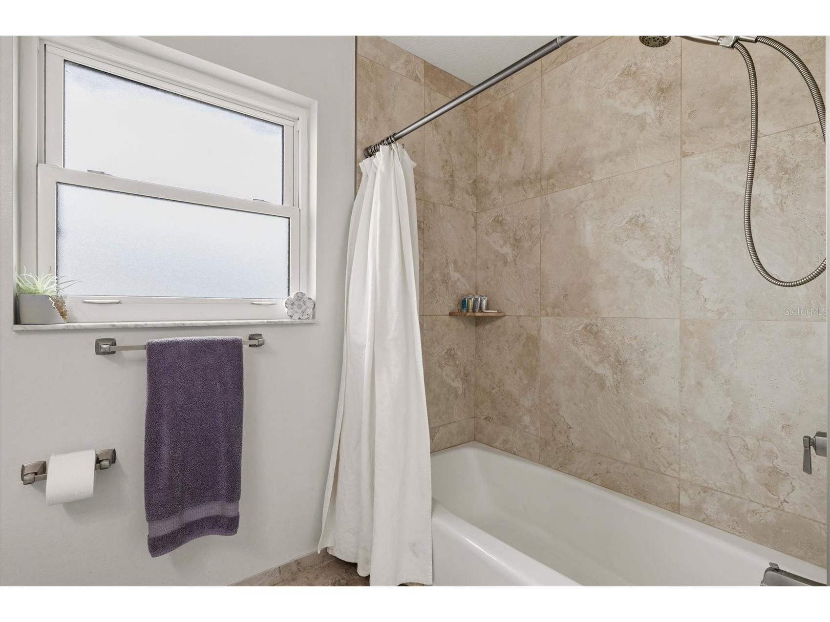 3310 Siesta Drive Venice FL 34293 A4686880 image27