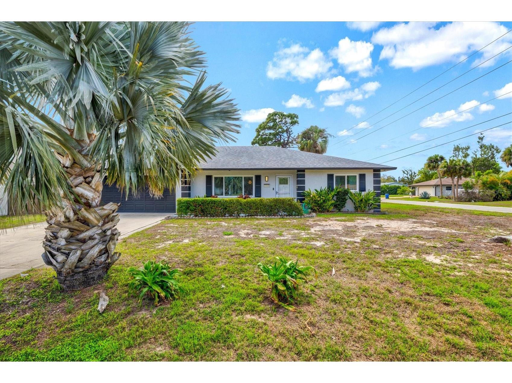 3310 Siesta Drive Venice FL 34293 A4686880 image3