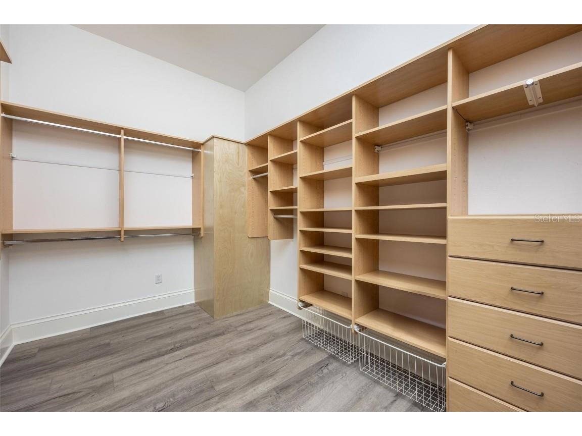 3310 Sunset Drive N Saint Petersburg FL 33710 O6304937 image28