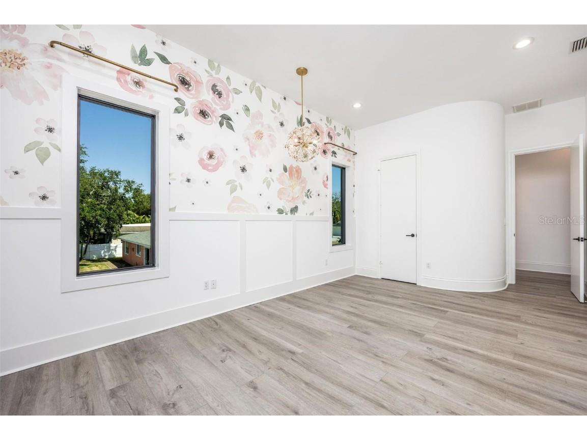 3310 Sunset Drive N Saint Petersburg FL 33710 O6304937 image31