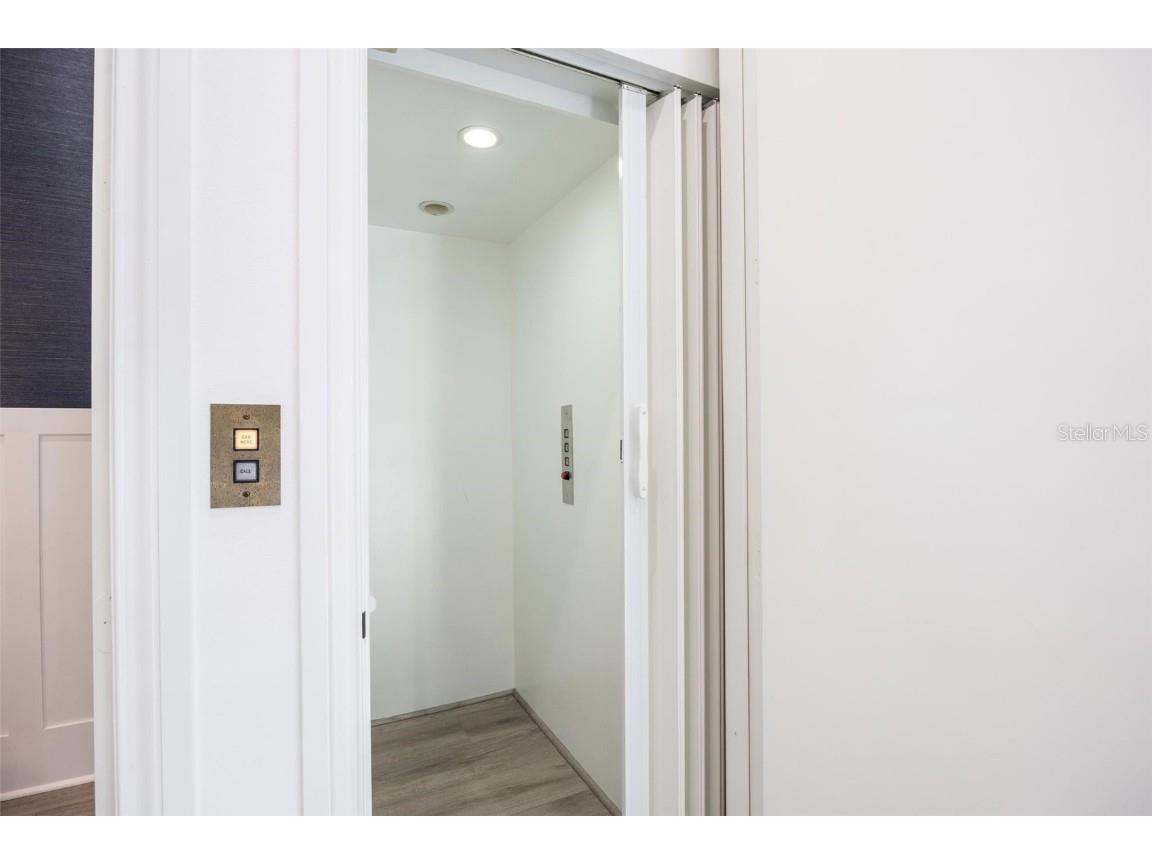 3310 Sunset Drive N Saint Petersburg FL 33710 O6304937 image38