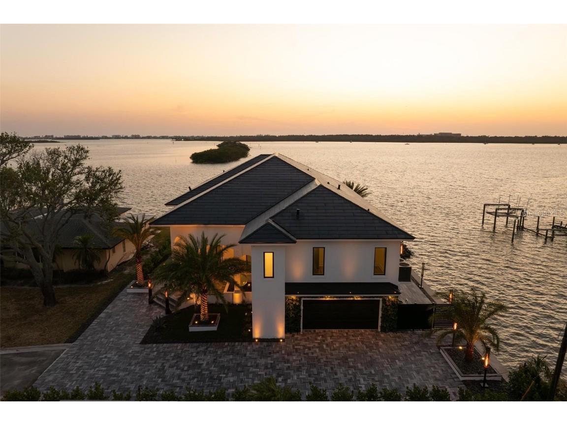 3310 Sunset Drive N Saint Petersburg FL 33710 O6304937 image71