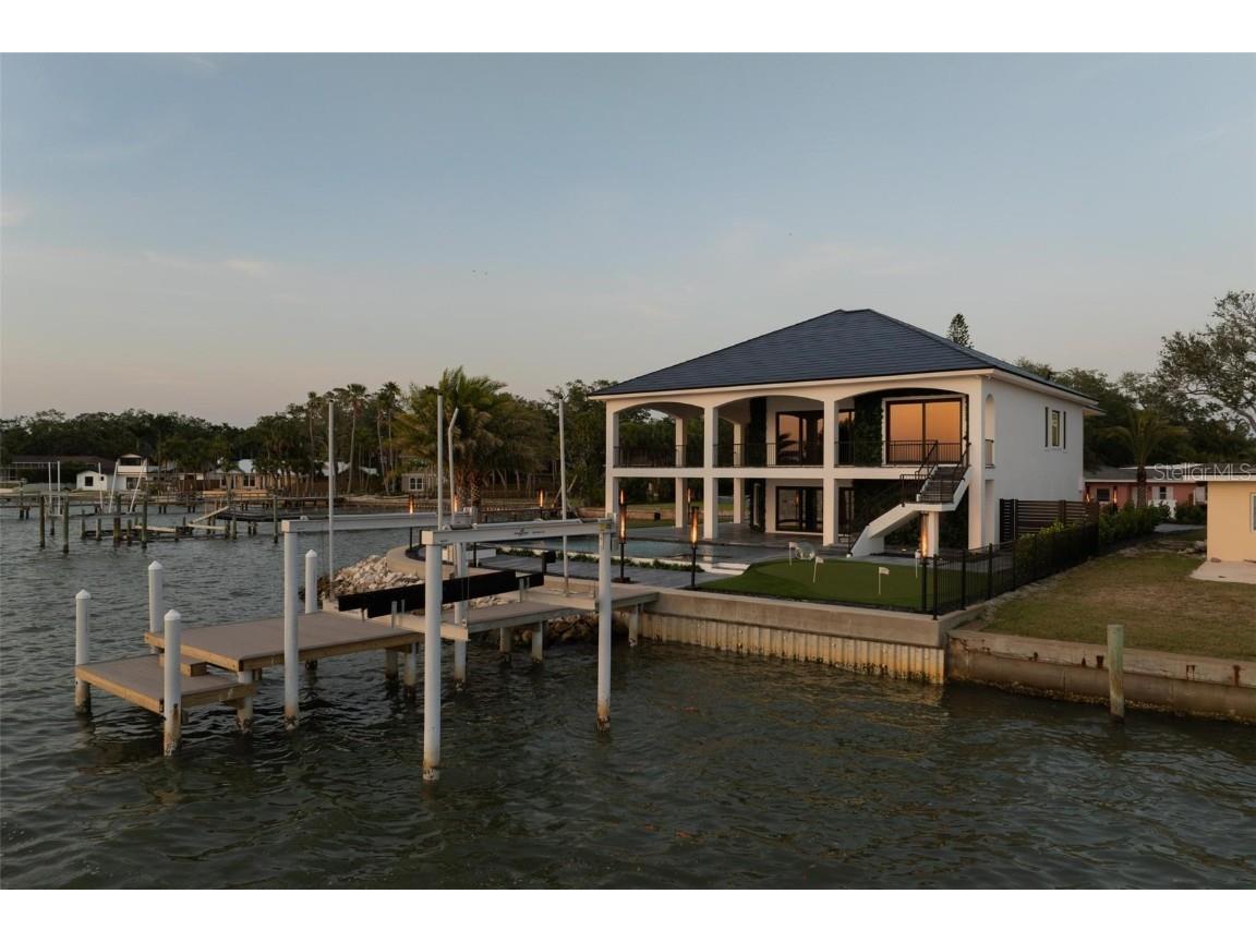 3310 Sunset Drive N Saint Petersburg FL 33710 O6304937 image80