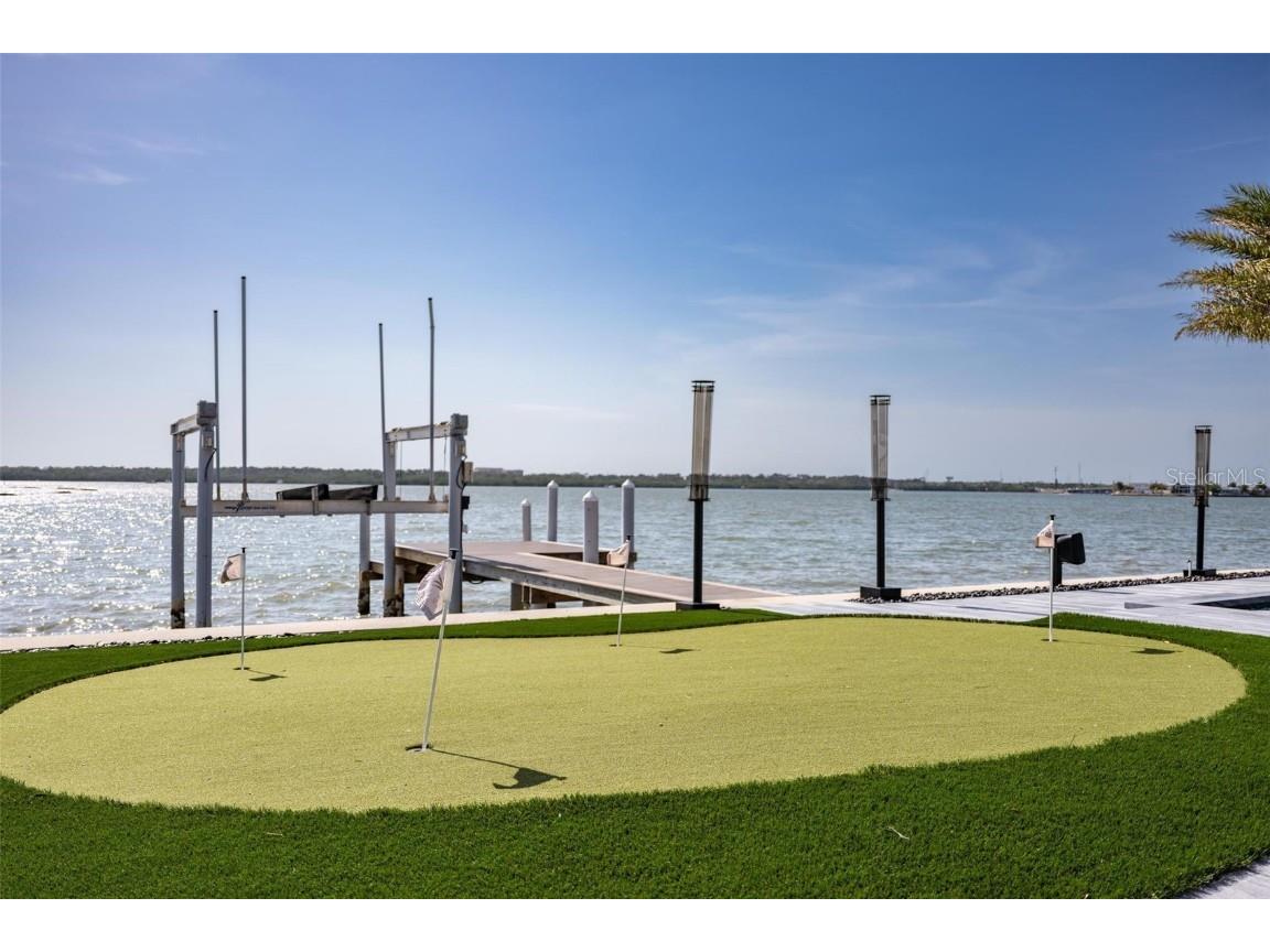 3310 Sunset Drive N Saint Petersburg FL 33710 O6304937 image86