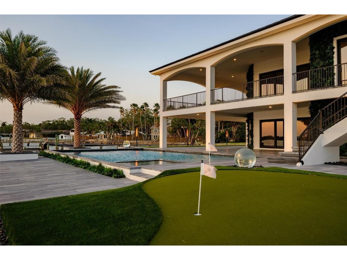 3310 Sunset Drive N Saint Petersburg FL 33710 O6304937 image87