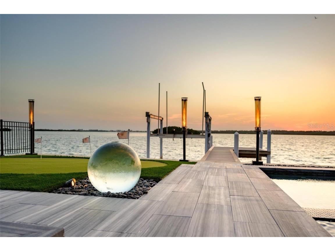 3310 Sunset Drive N Saint Petersburg FL 33710 O6304937 image89