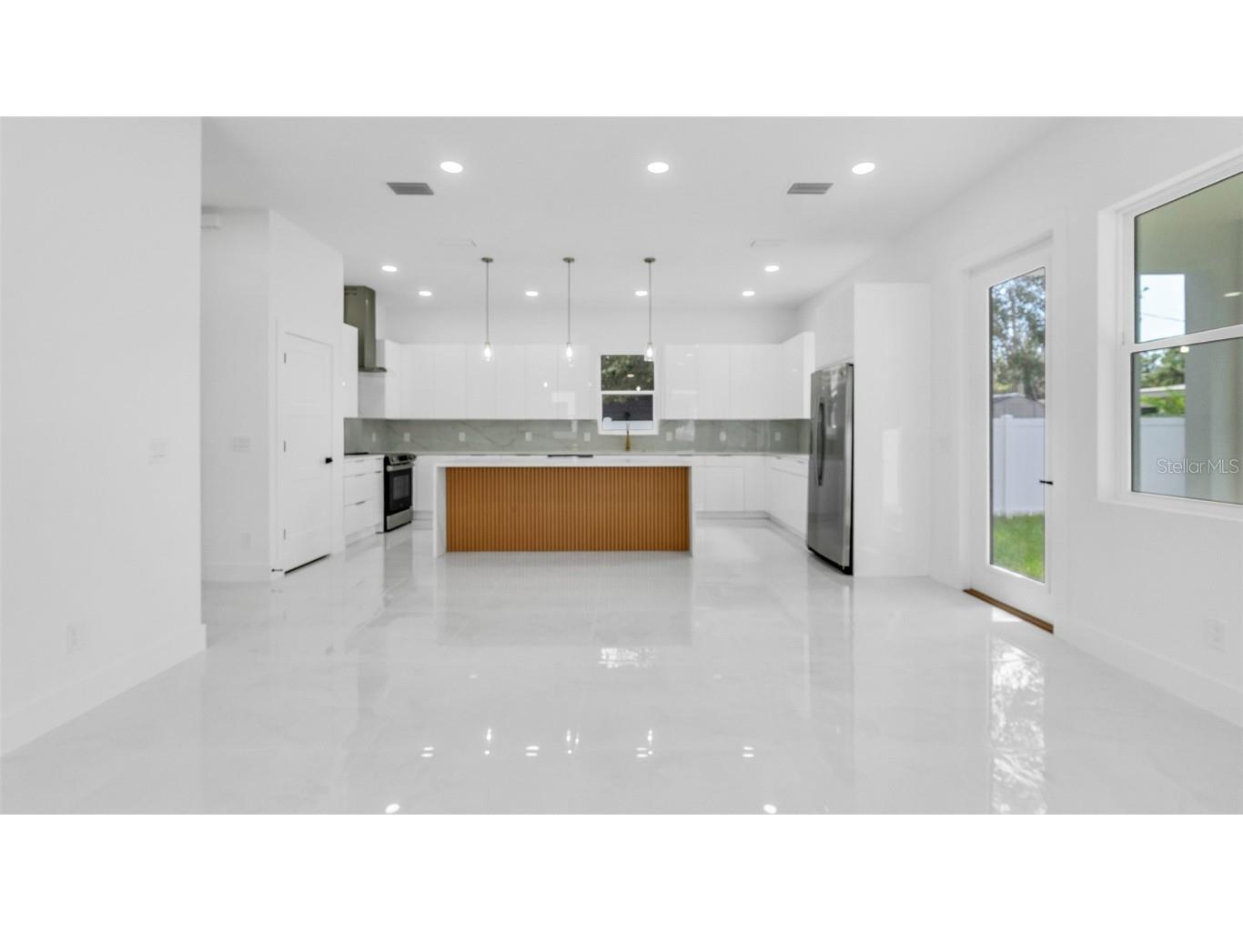 3310 Tarlton Street N Saint Petersburg FL 33713 TB8432281 image23