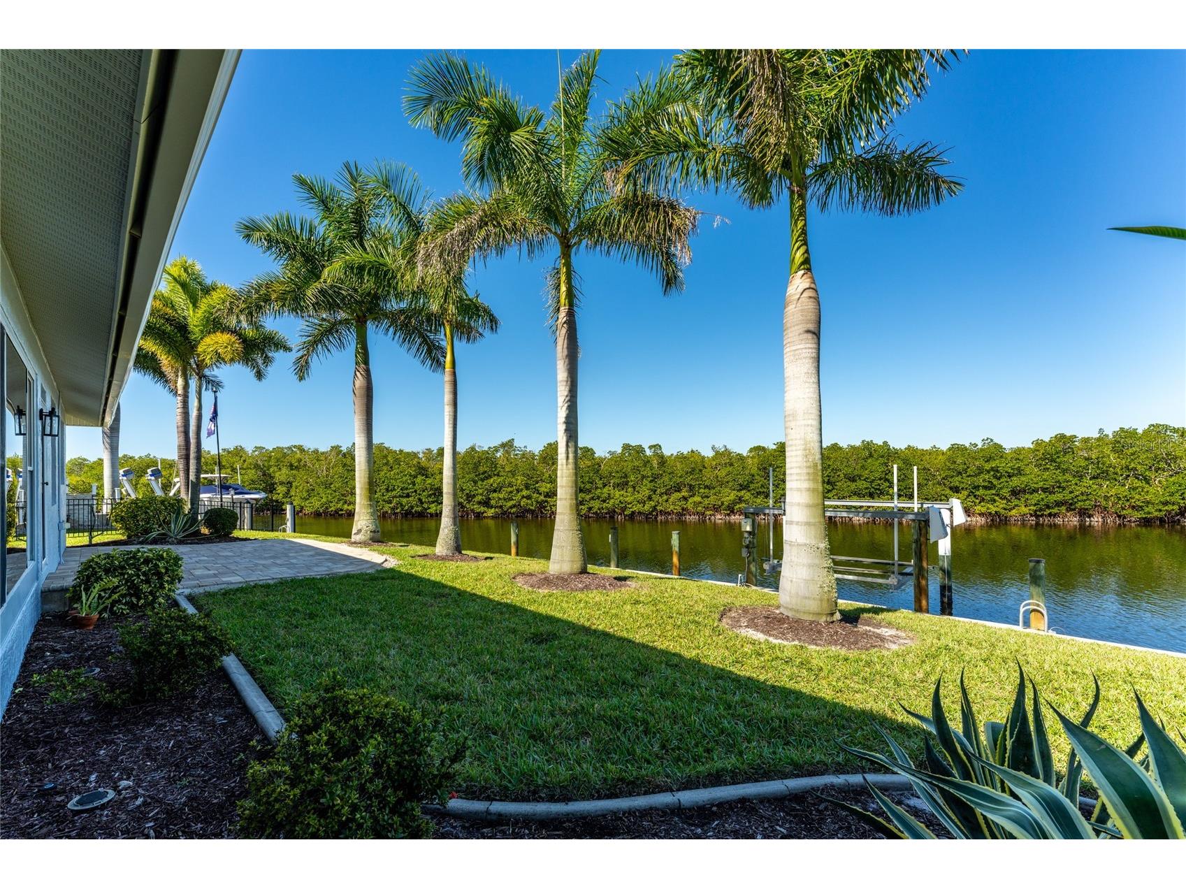 3310 Tripoli Boulevard Punta Gorda FL 33950 - RIM CANAL C7523648 image31