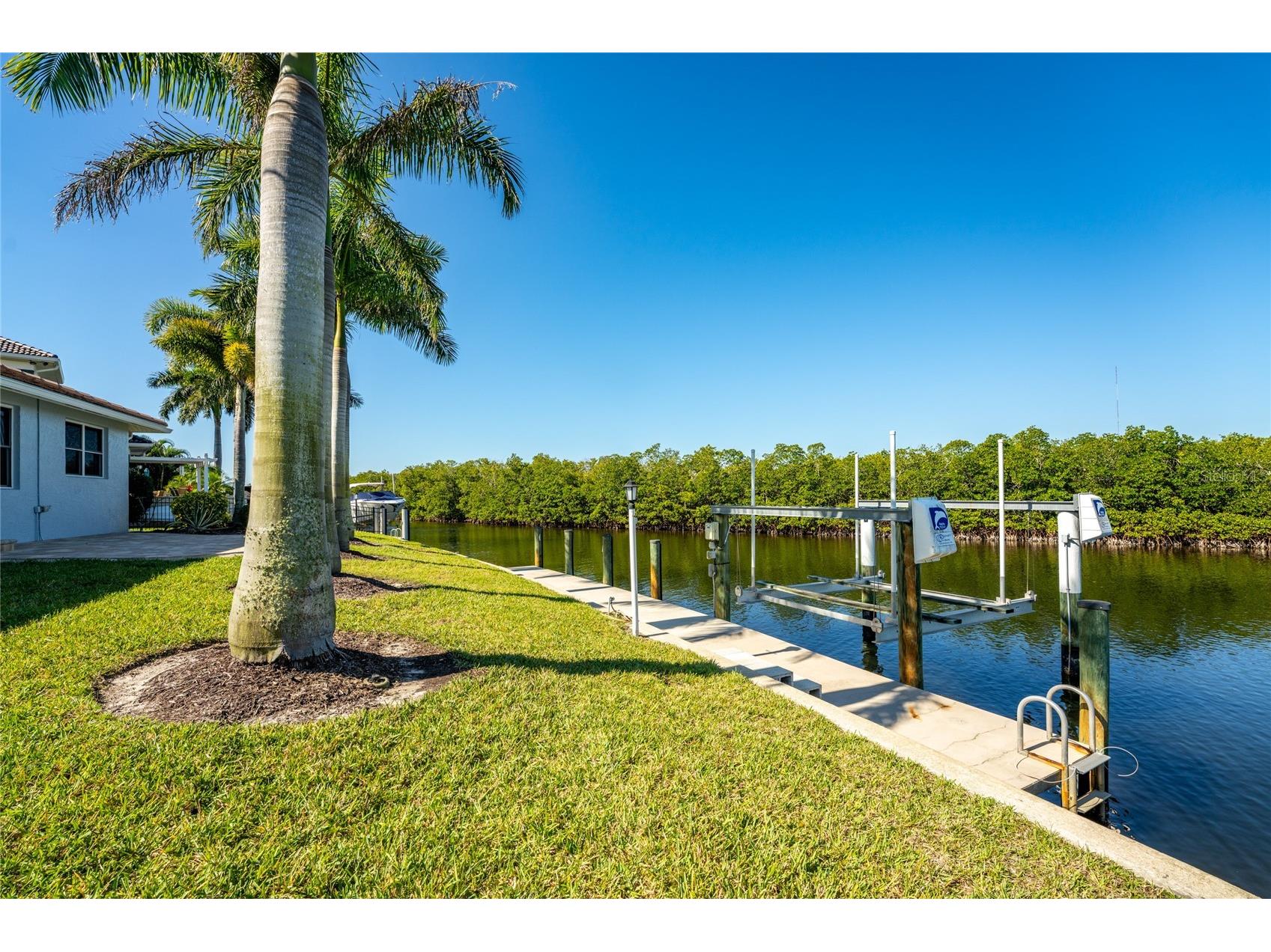 3310 Tripoli Boulevard Punta Gorda FL 33950 - RIM CANAL C7523648 image32