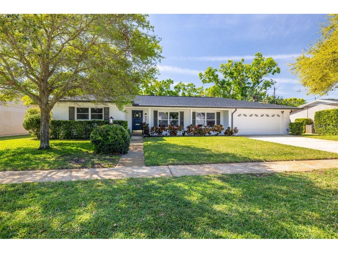 3310 Valencia Road Tampa FL 33618 - LAKE CARROLL TB8366327 image1