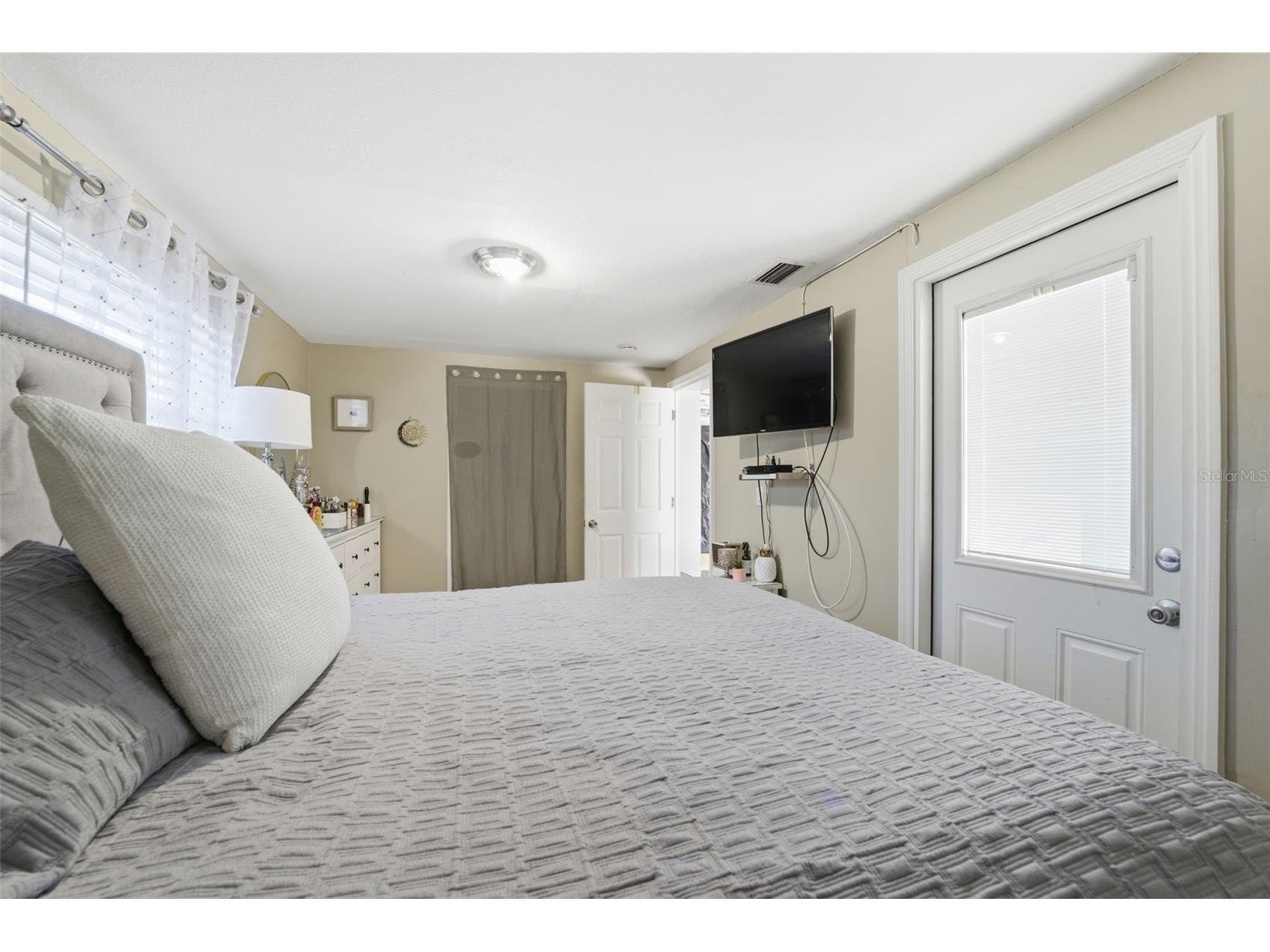 3310 W Beach Street Tampa FL 33607 TB8455093 image18