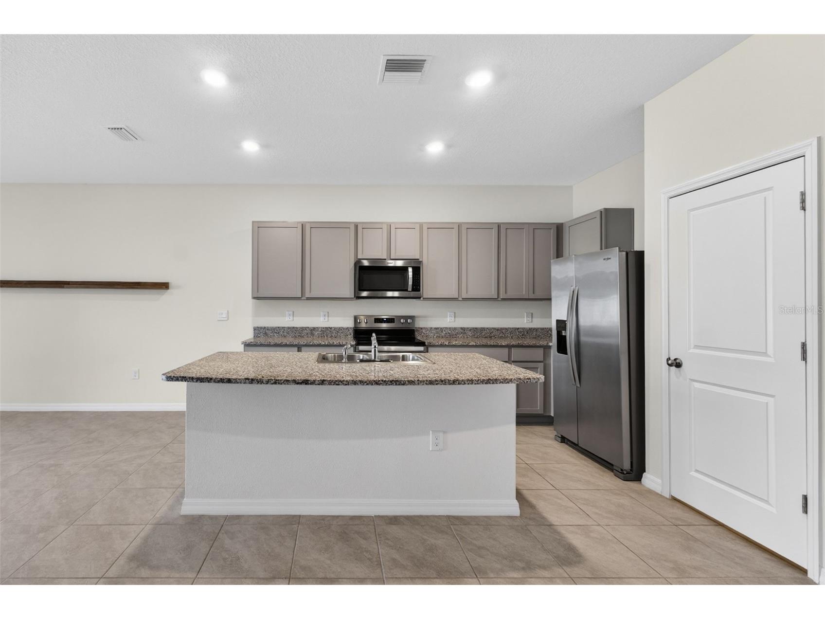 33105 Major Oak Drive Wesley Chapel FL 33545 TB8498948 image13