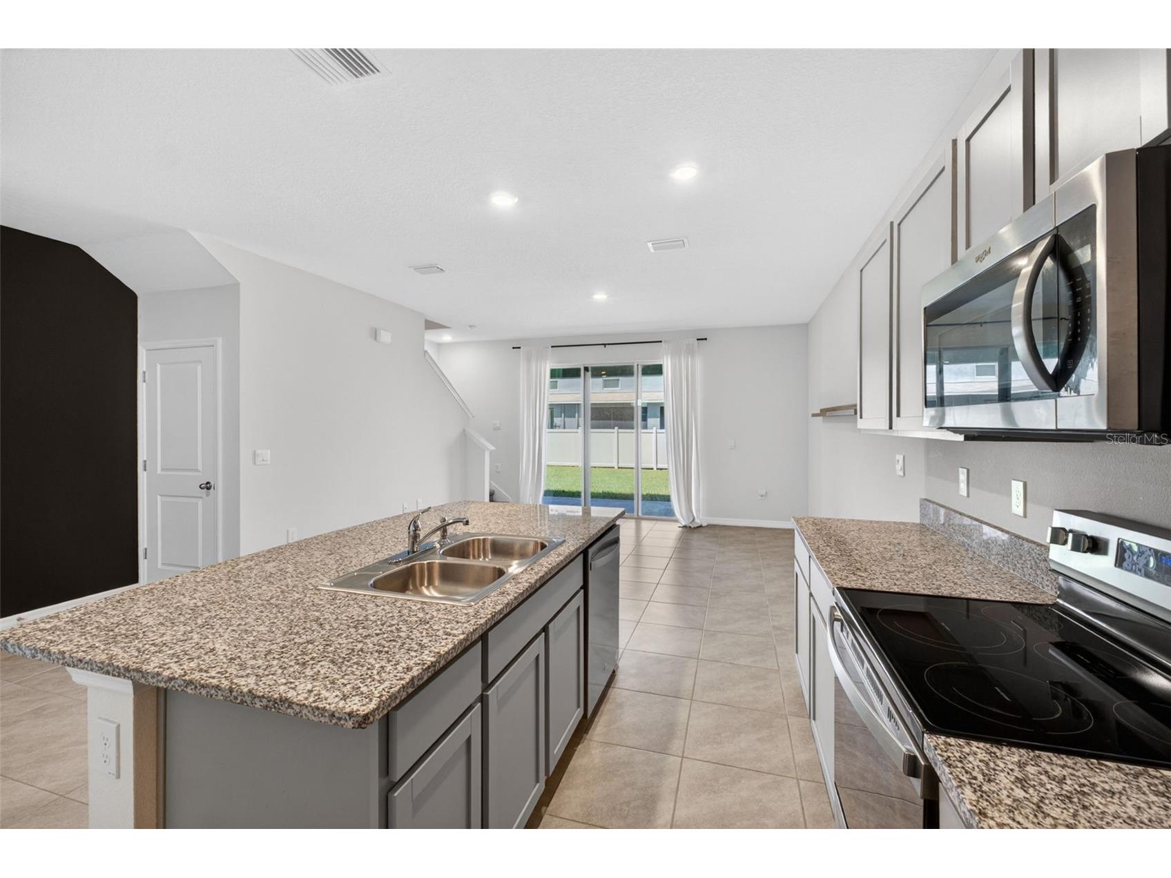 33105 Major Oak Drive Wesley Chapel FL 33545 TB8498948 image18