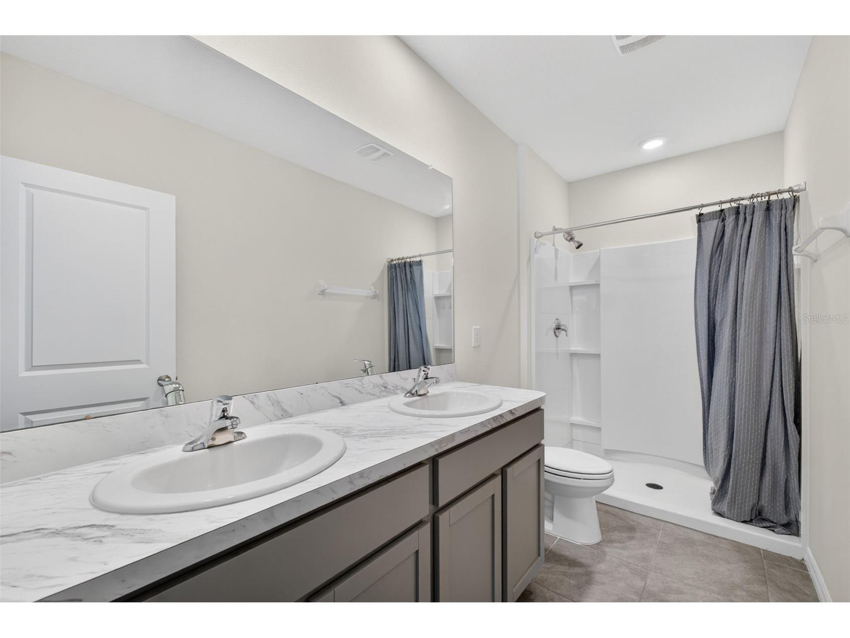 33105 Major Oak Drive Wesley Chapel FL 33545 TB8498948 image34
