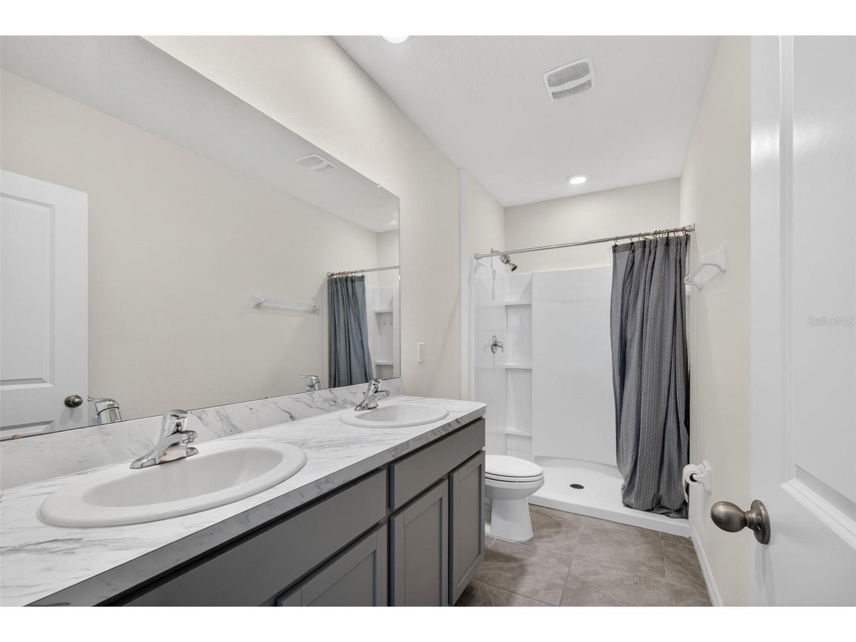 33105 Major Oak Drive Wesley Chapel FL 33545 TB8498948 image35