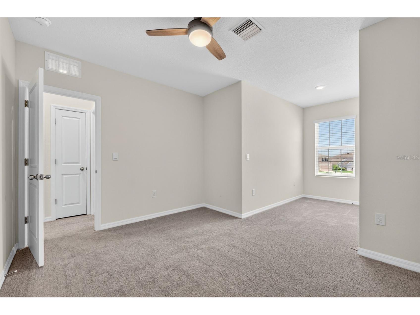 33105 Major Oak Drive Wesley Chapel FL 33545 TB8498948 image45