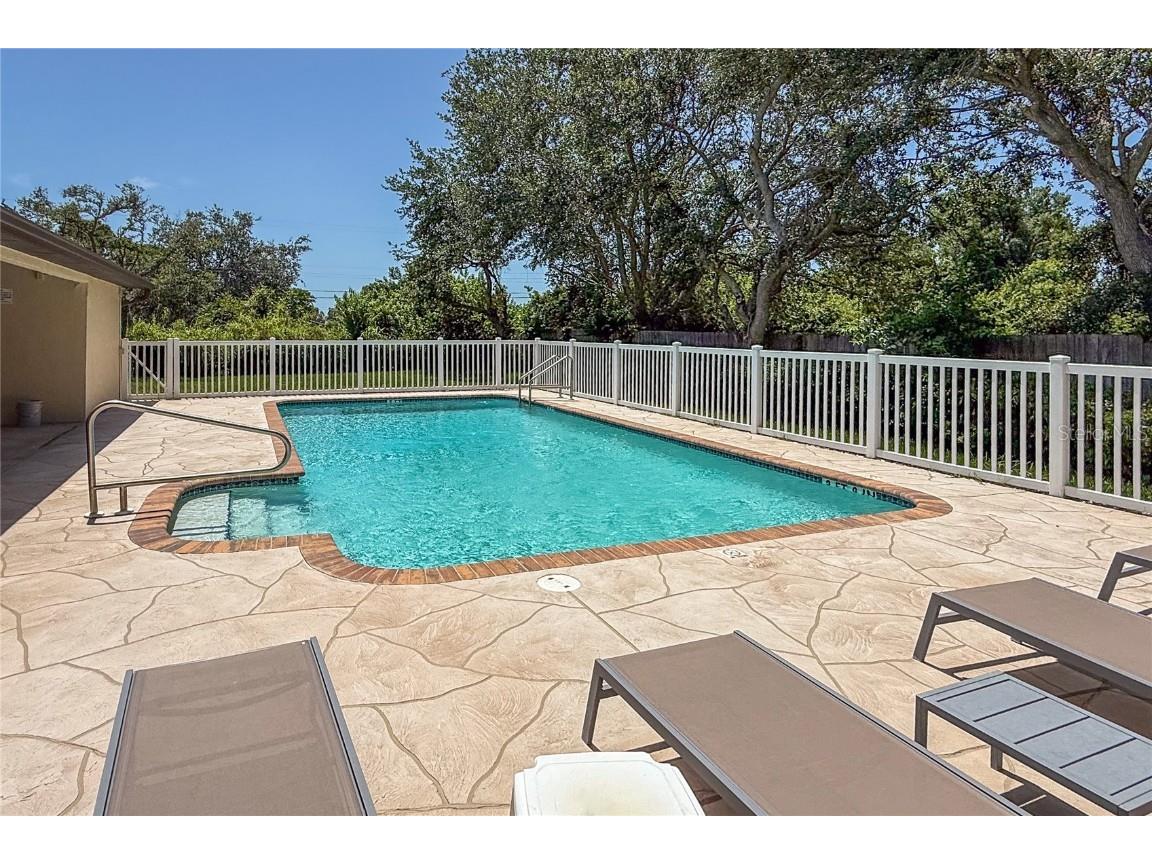 3311 39th Place W #1 Bradenton FL 34205 A4654948 image49