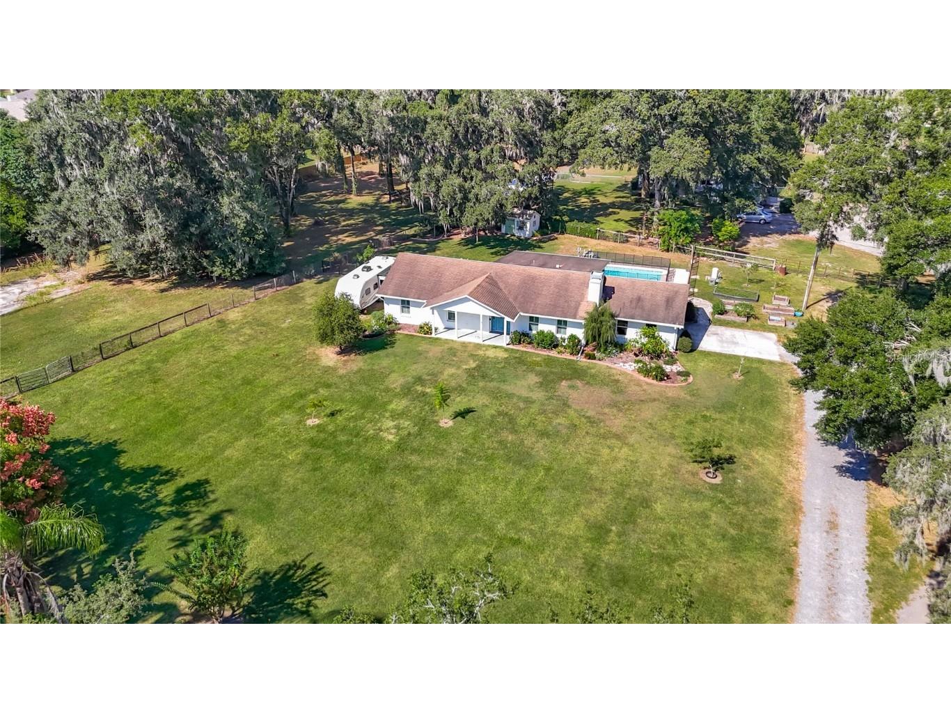 3311 Falling Oaks Drive Valrico FL 33596 TB8443638 image46