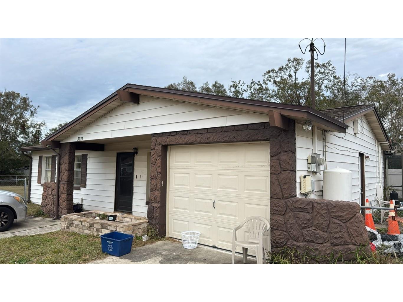 3311 W Paris Street Tampa FL 33614 P4933385 image1