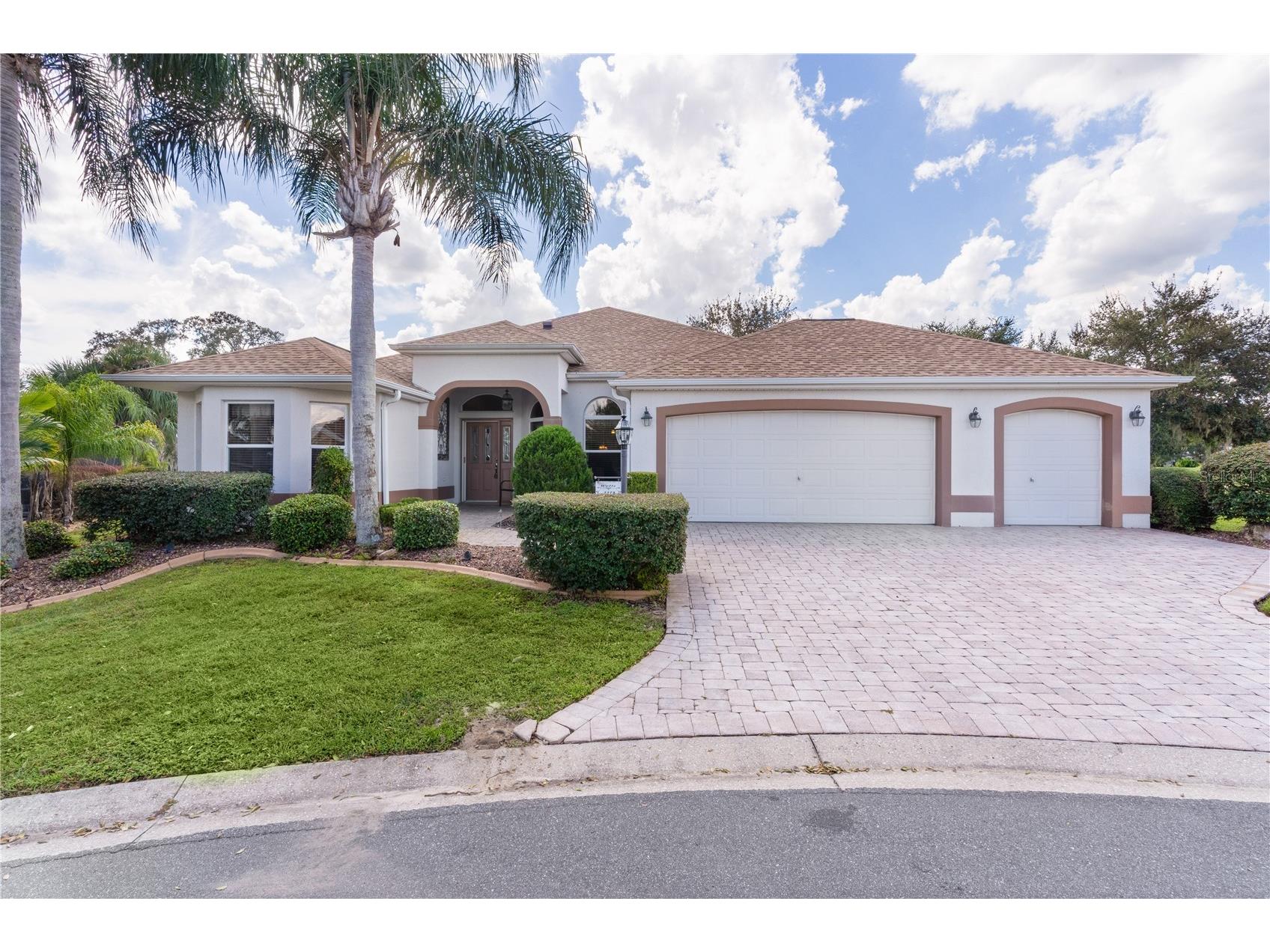 3312 Barrington Court The Villages FL 32162 G5101892 image1