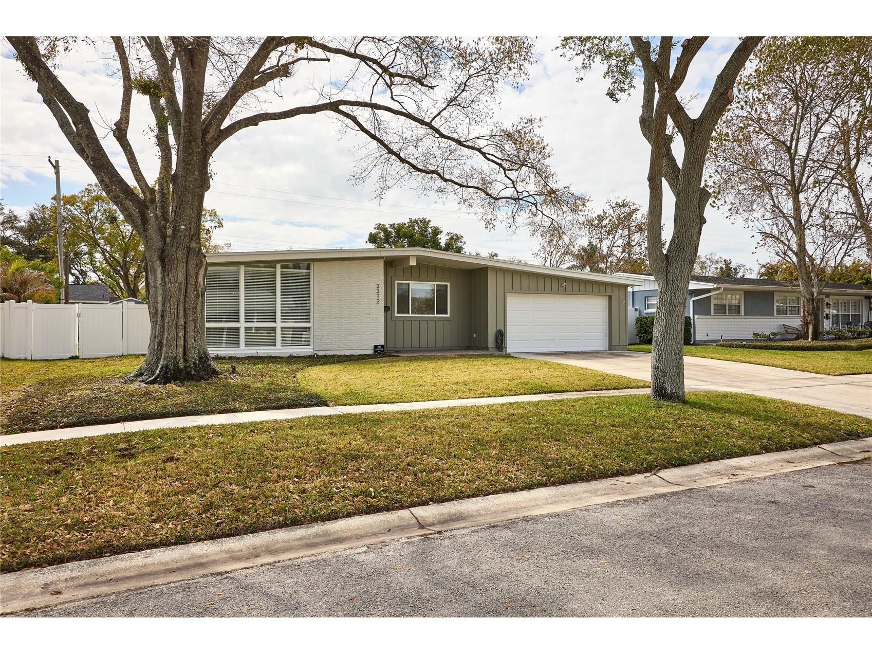 3312 Nakora Drive Tampa FL 33618 TB8527036 image1