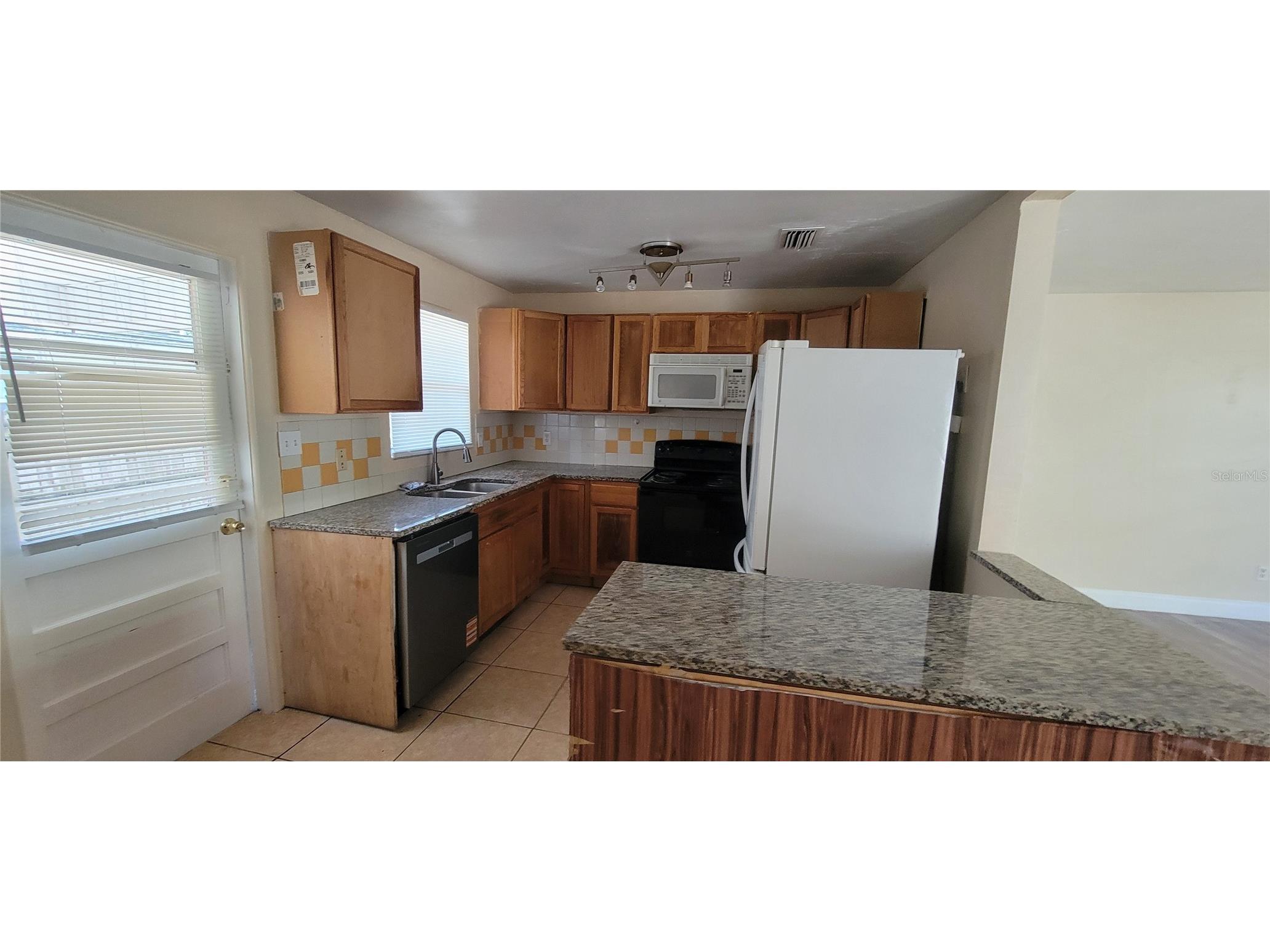 3313 Central Avenue Sarasota FL 34234 A4680153 image3