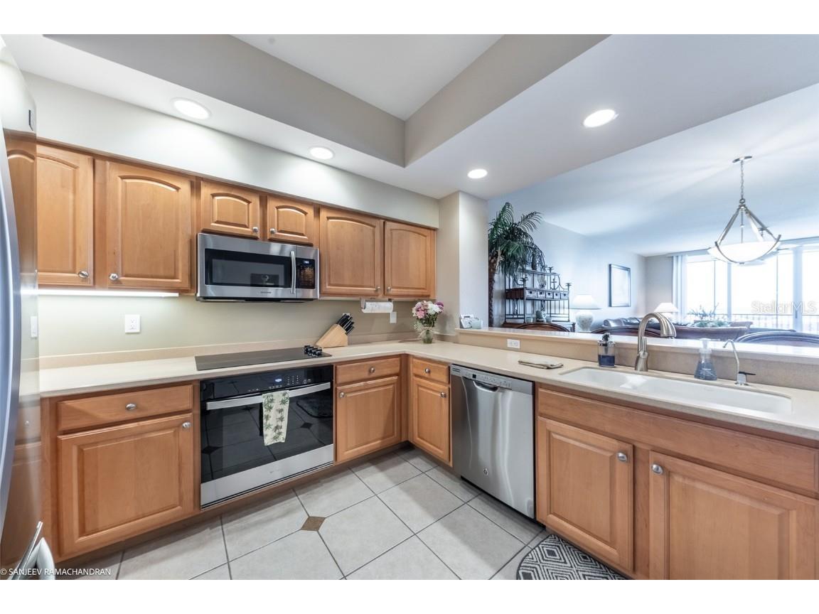 3313 Sunset Key Circle #403 Punta Gorda FL 33955 C7405791 image10