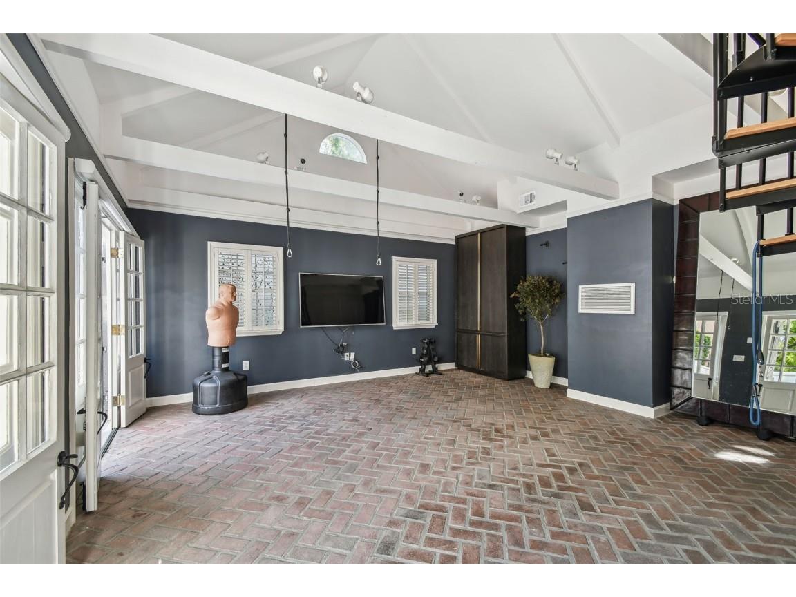 3313 W Mullen Avenue Tampa FL 33609 TB8367637 image45