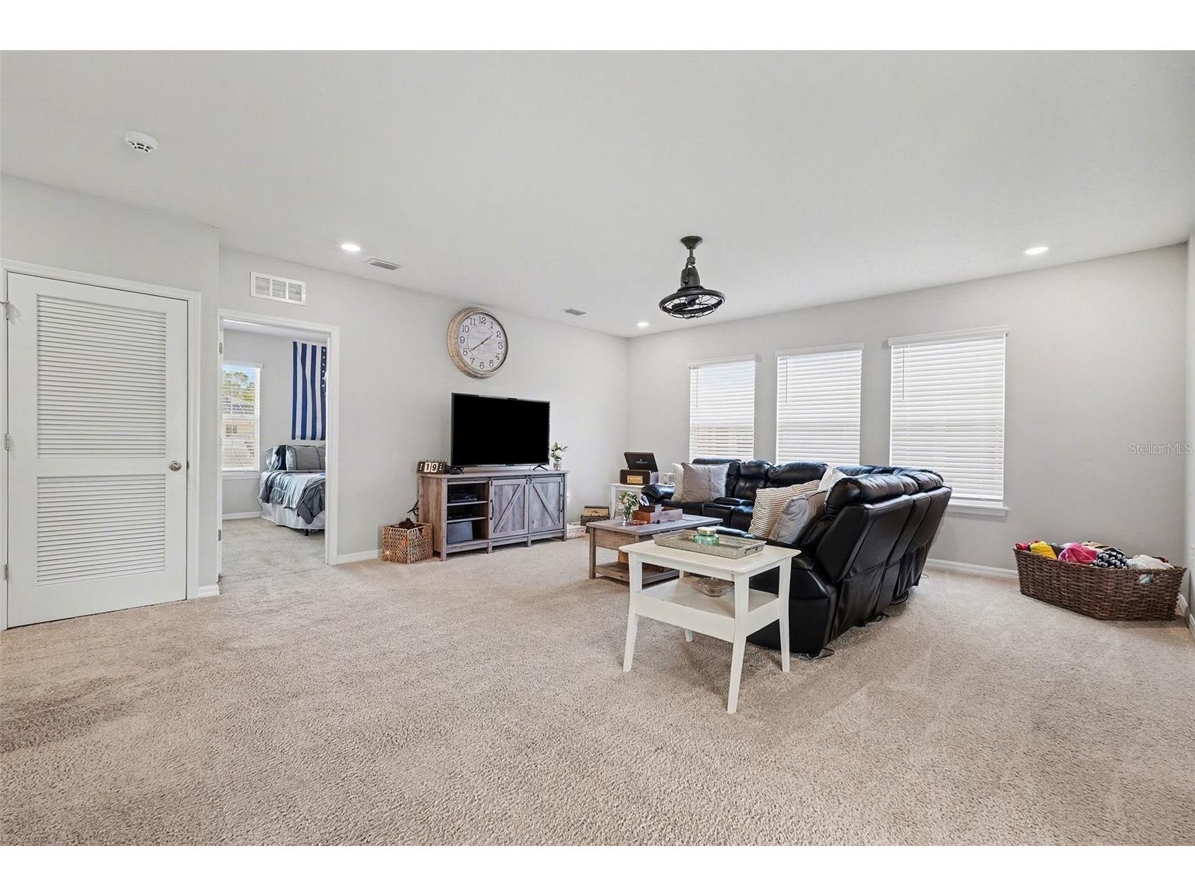 33135 Sand Creek Drive Wesley Chapel FL 33543 TB8443762 image16