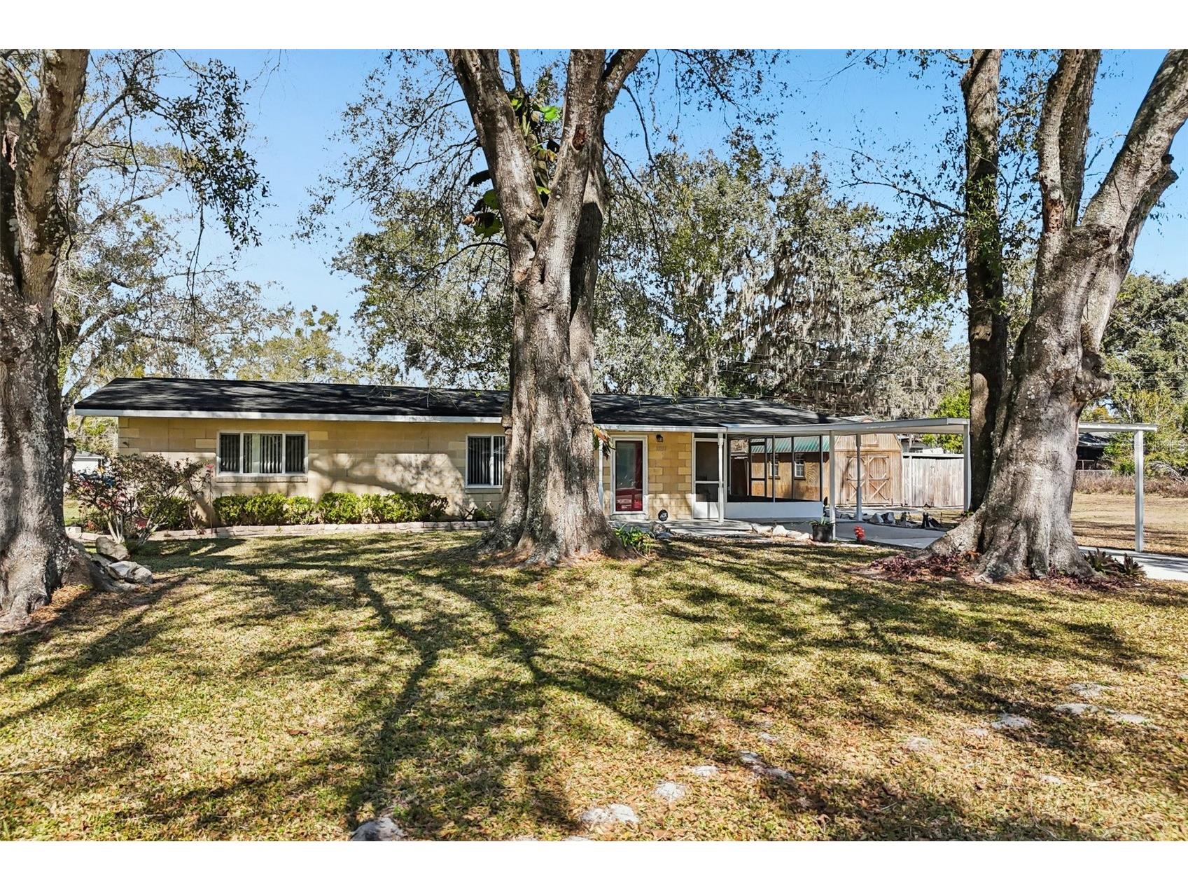 33137 Cercelia Road Dade City FL 33523 TB8467036 image1