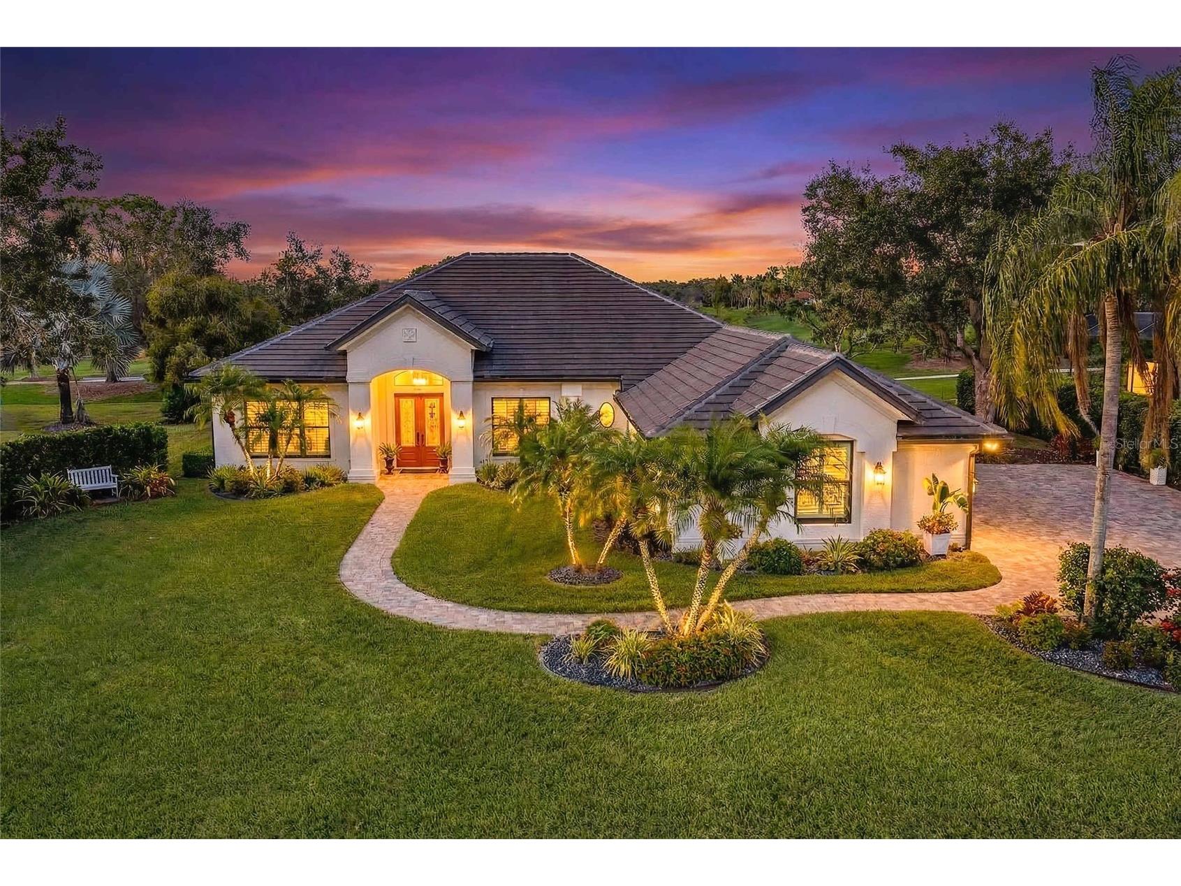 3314 Charles Macdonald Drive Sarasota FL 34240 A4681339 image1