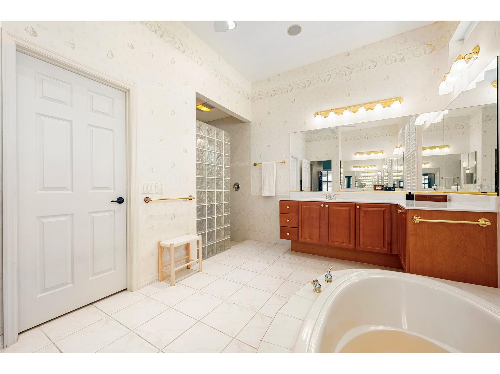3314 Charles Macdonald Drive Sarasota FL 34240 A4681339 image36
