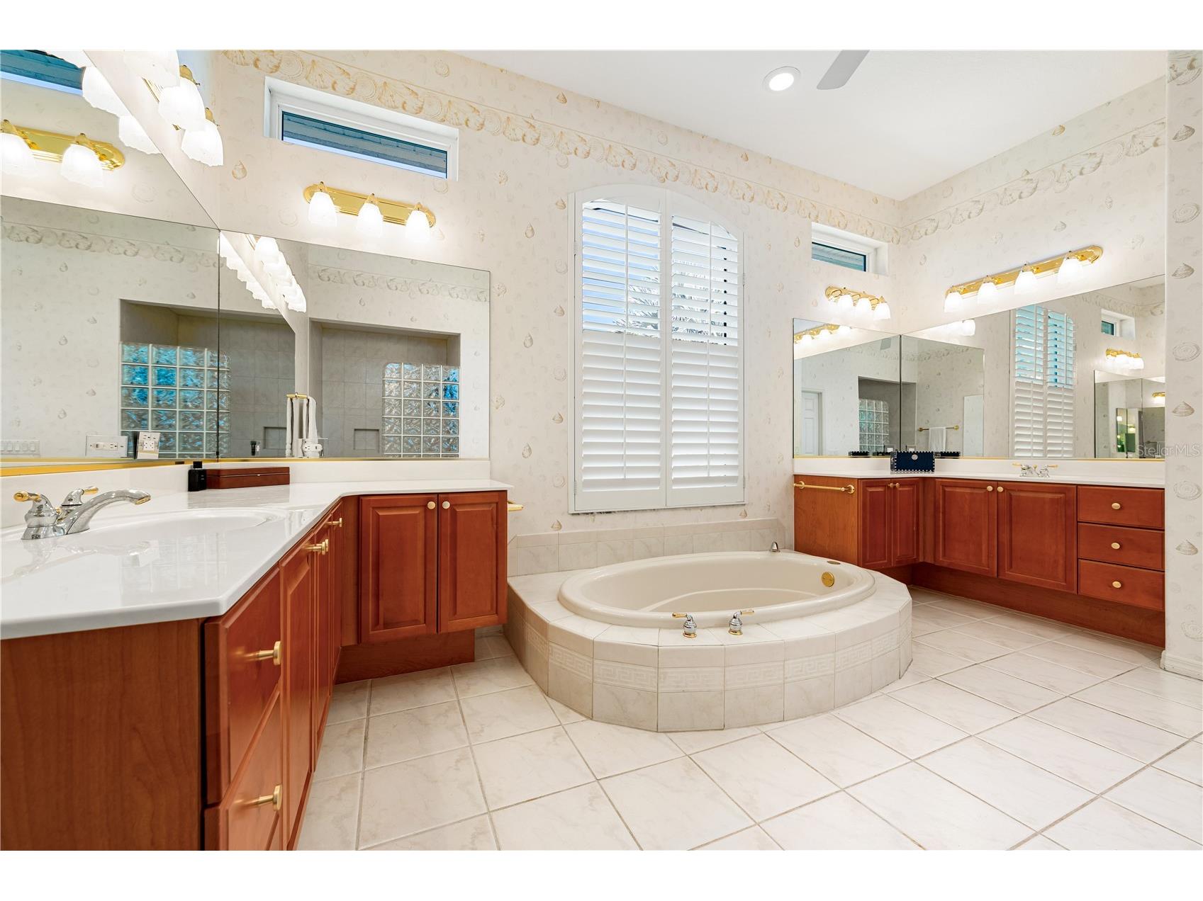 3314 Charles Macdonald Drive Sarasota FL 34240 A4681339 image37