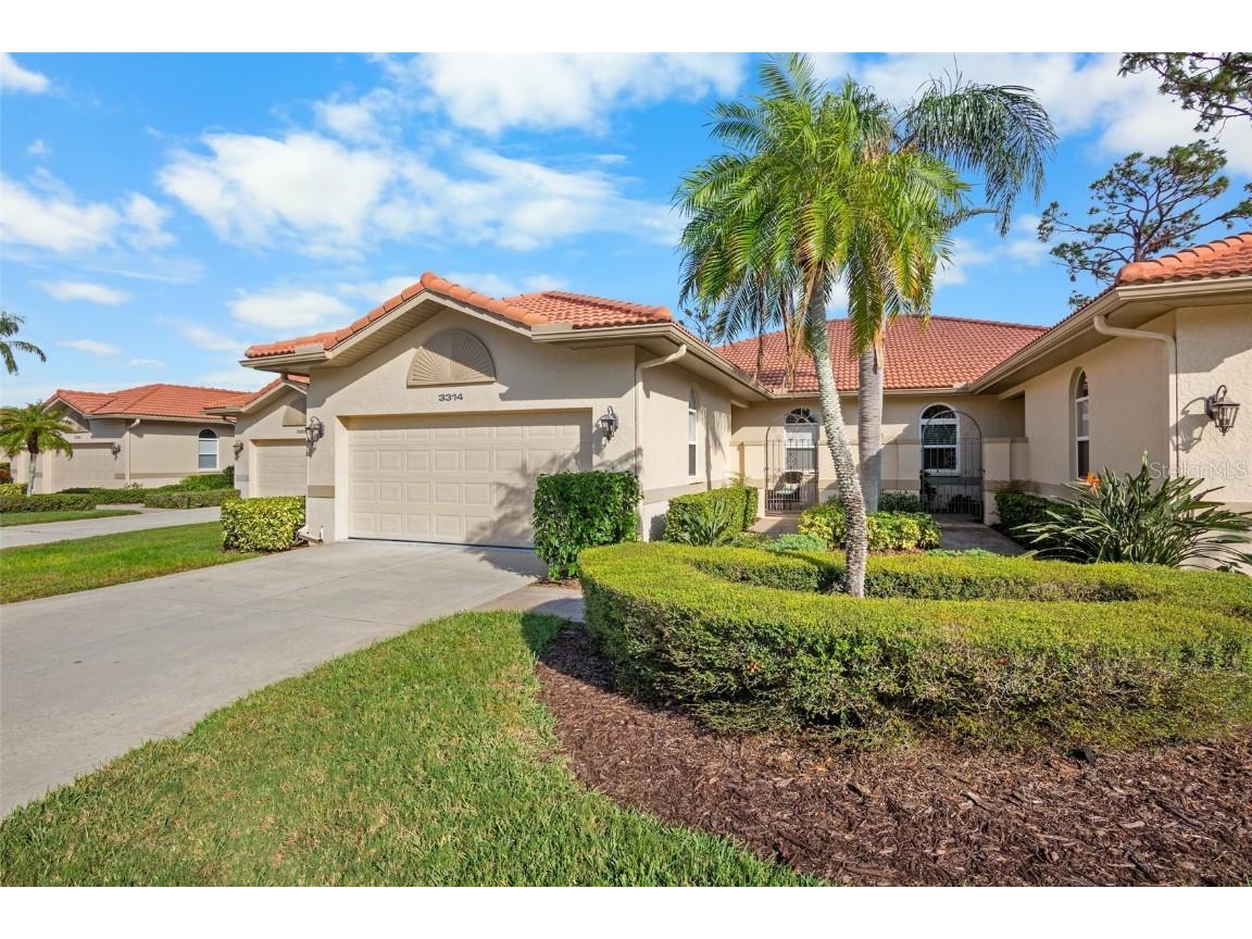 3314 Chelmsford Court #19 Sarasota FL 34235 A4628590 image1