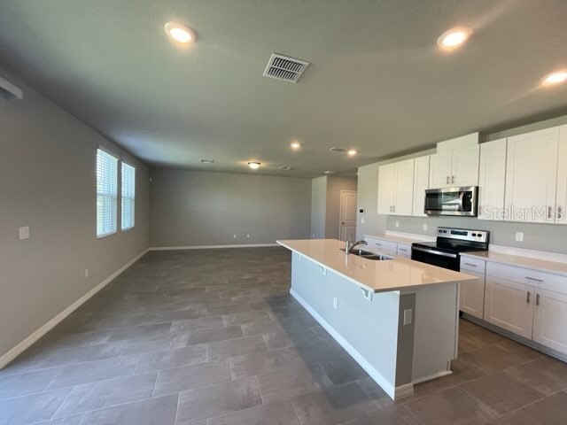 3314 Fresno Pl Zephyrhills FL 33541 TB8526471 image6
