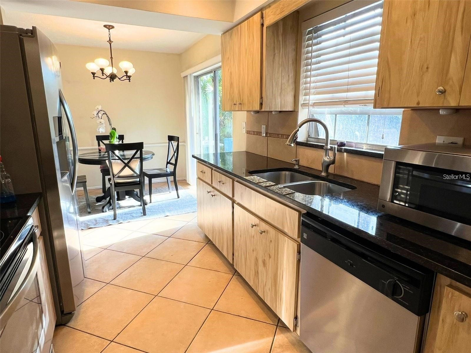 3314 Island Date Circle Sarasota FL 34232 A4698877 image16