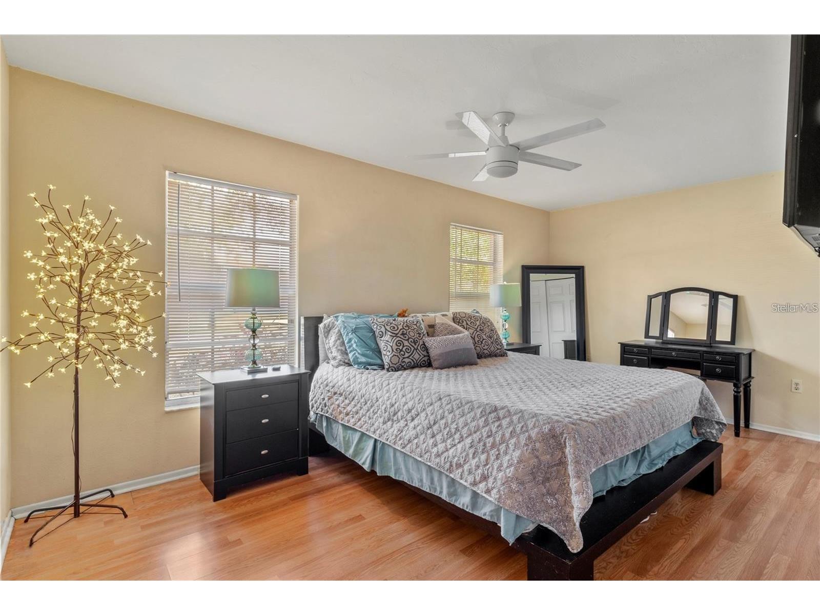 3314 Island Date Circle Sarasota FL 34232 A4698877 image19