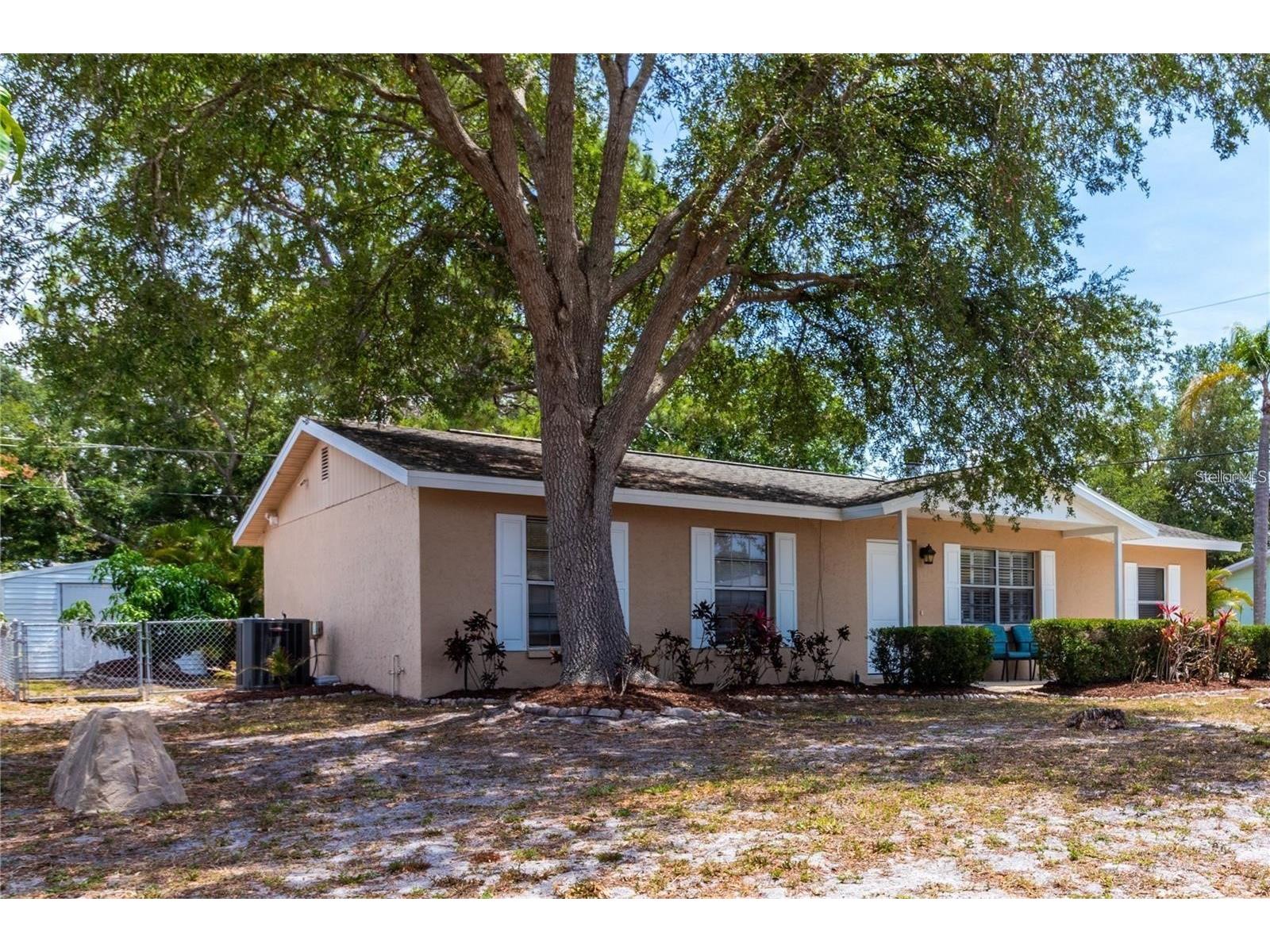 3314 Island Date Circle Sarasota FL 34232 A4698877 image2