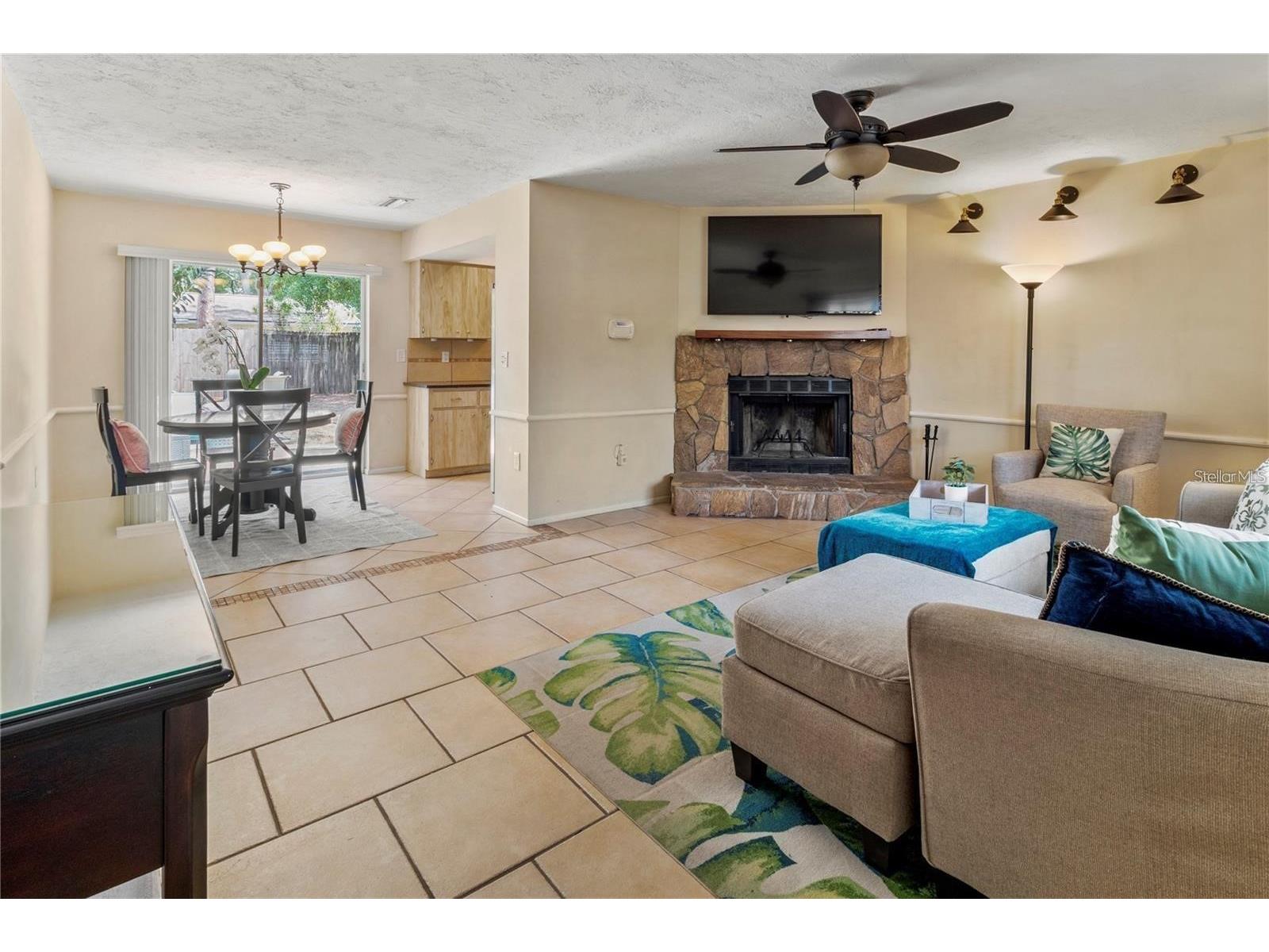 3314 Island Date Circle Sarasota FL 34232 A4698877 image5